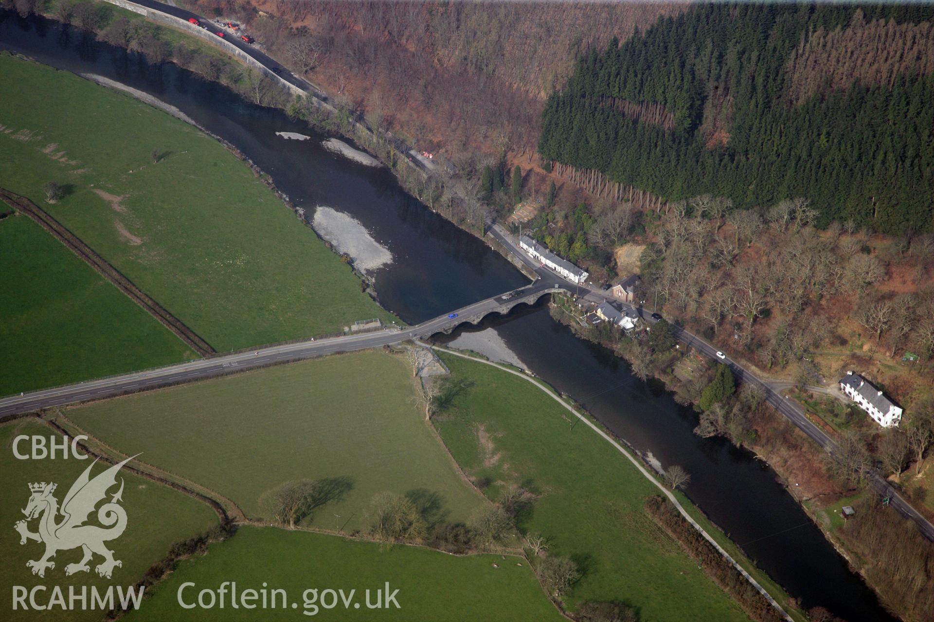 RCAHMW colour oblique photograph of Machynlleth Bridge; Pont ar Ddyfi. Taken by Toby Driver on 25/03/2011.