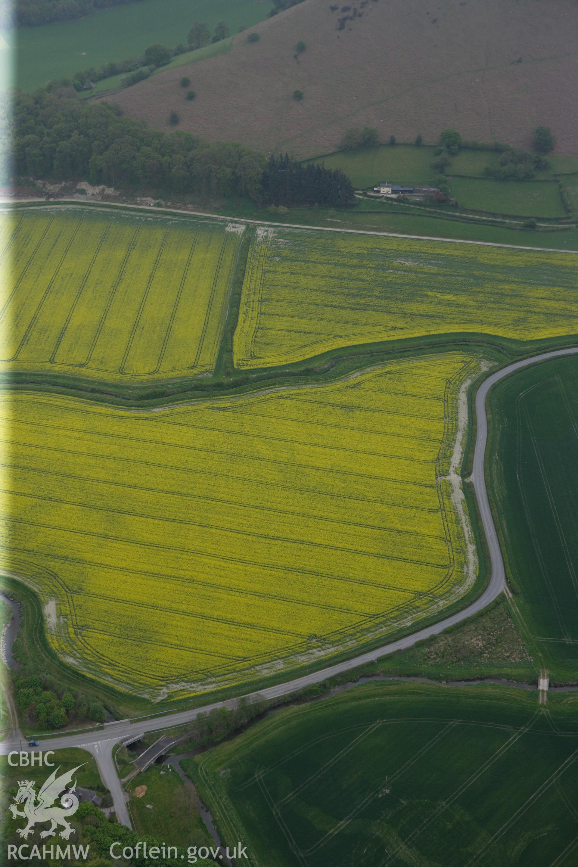 RCAHMW colour oblique photograph of Offa's Dyke, Ditchyeld. Taken by Toby Driver on 26/04/2011.