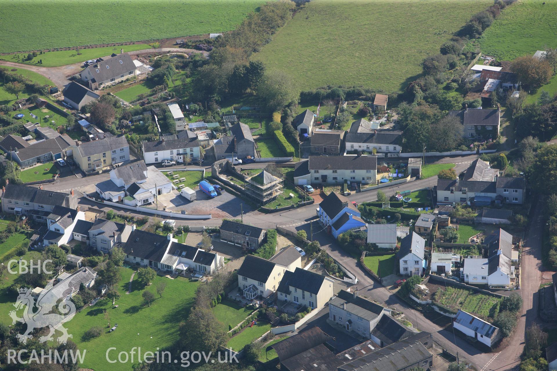 RCAHMW colour oblique photograph of Hen Gapel, viewed from the north. Taken by Toby Driver and Oliver Davies on 28/09/2011.