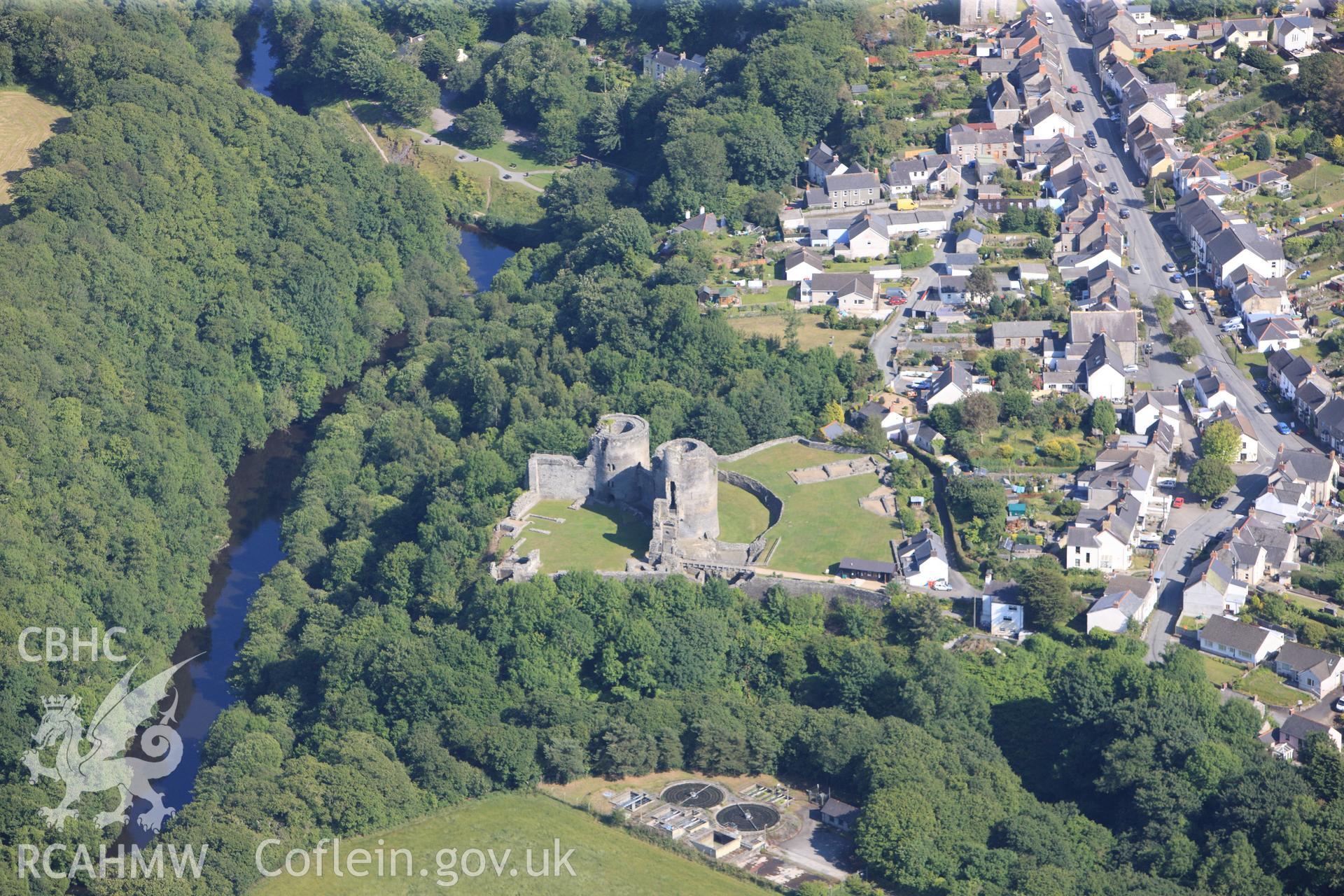 RCAHMW colour oblique photograph of Cilgerran castle. Taken by Toby Driver and Oliver Davies on 28/06/2011.