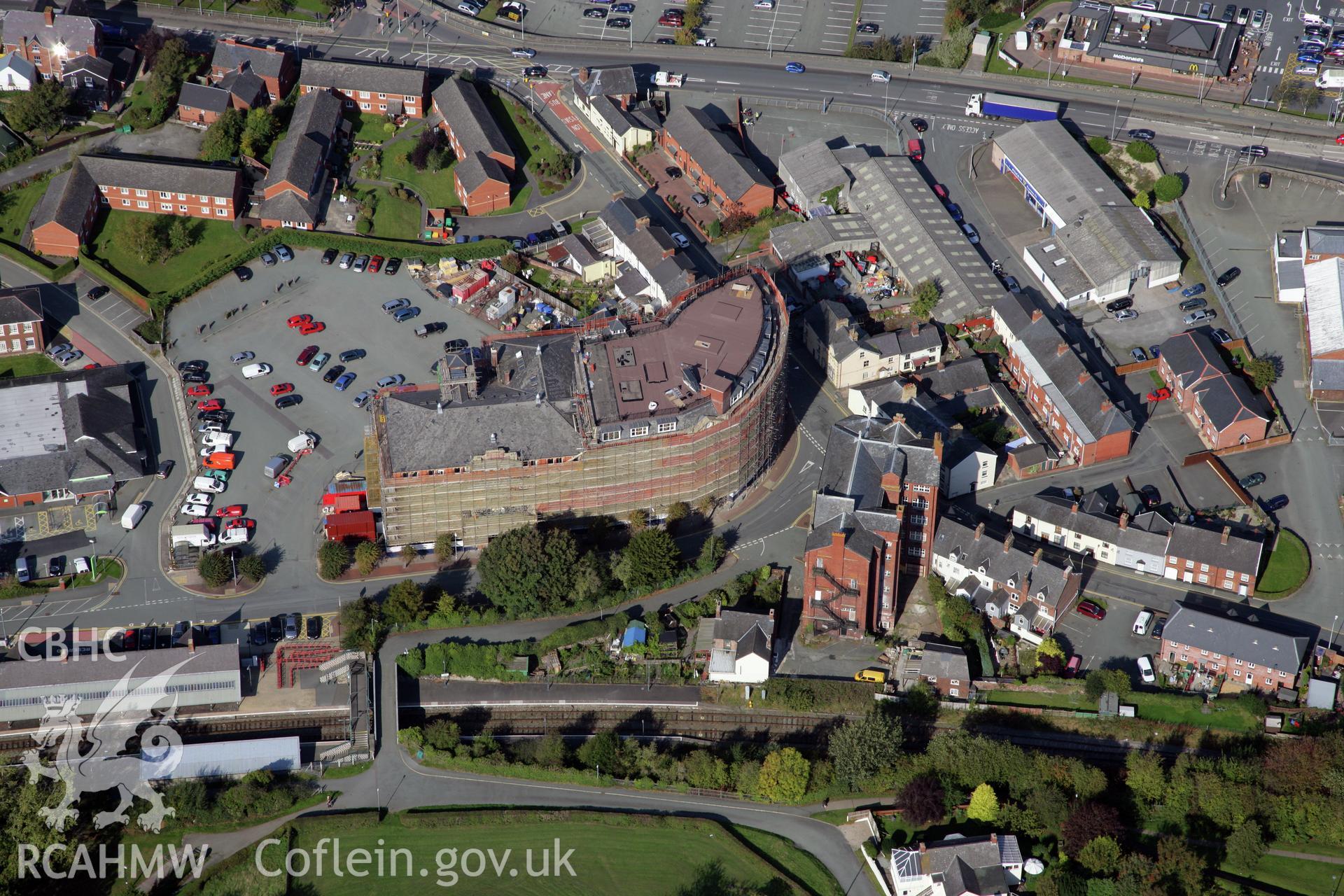 RCAHMW colour oblique photograph of Royal Welsh Warehouse; Pryce Jones Warehouse, Old Kerry Road, Newtown. Taken by Oliver Davies on 29/09/2011.