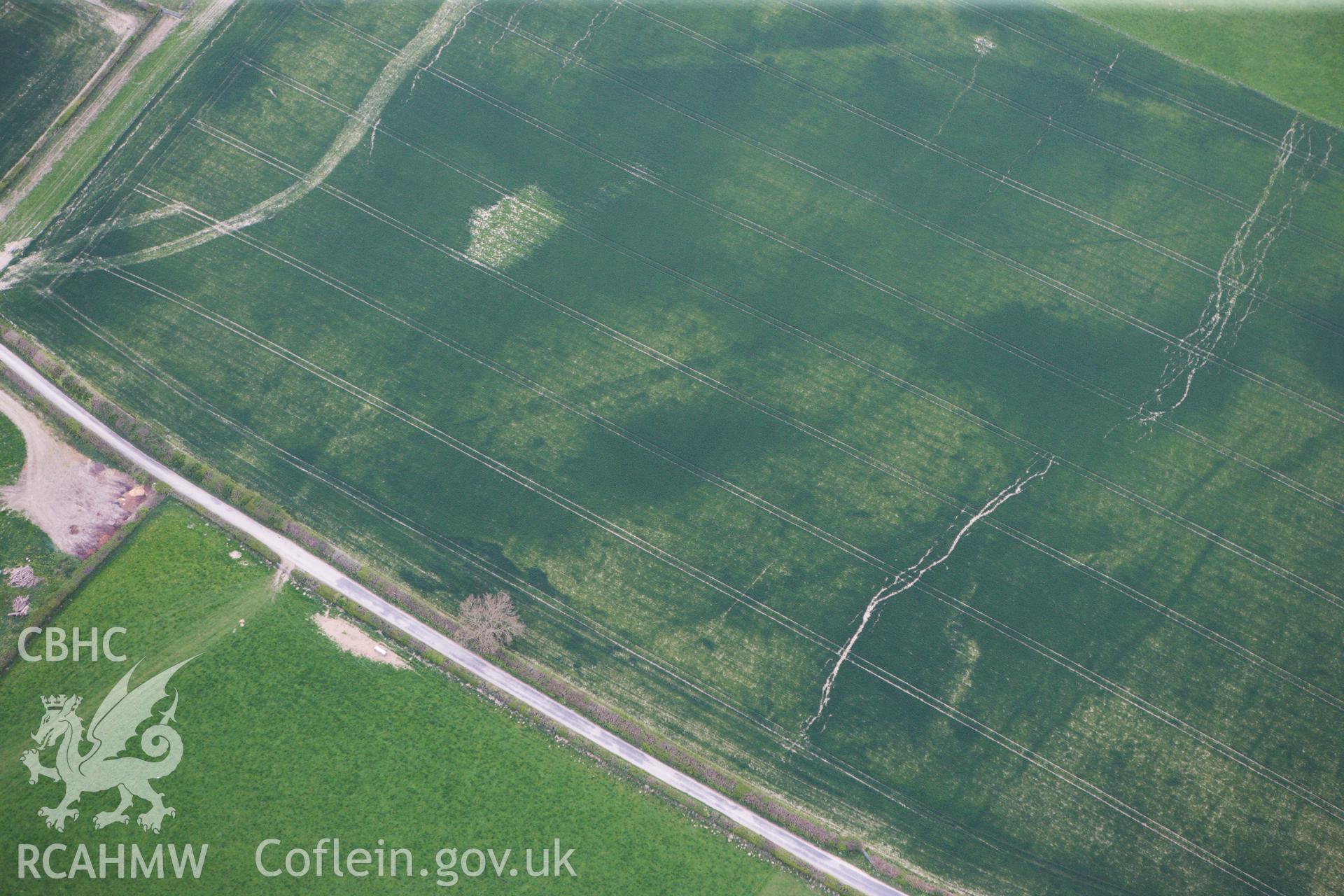 RCAHMW colour oblique photograph of Hindwell Cursus, north-east terminal. Taken by Toby Driver on 26/04/2011.