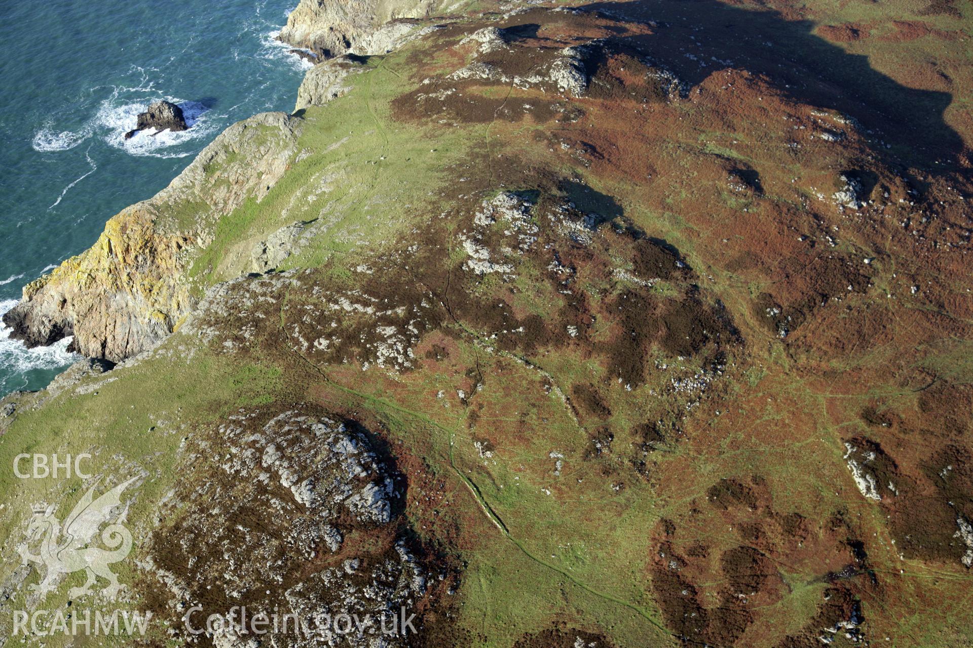 RCAHMW colour oblique photograph of relict field walls, Carn Lundain, Ramsey Island. Taken by O. Davies & T. Driver on 22/11/2013.