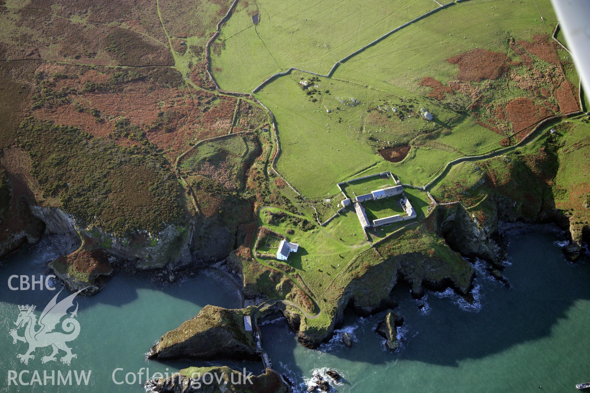 RCAHMW colour oblique photograph of Ramsey Island Farm and St Tyfanog's chapel site, viewed from the south-east. Taken by O. Davies & T. Driver on 22/11/2013.