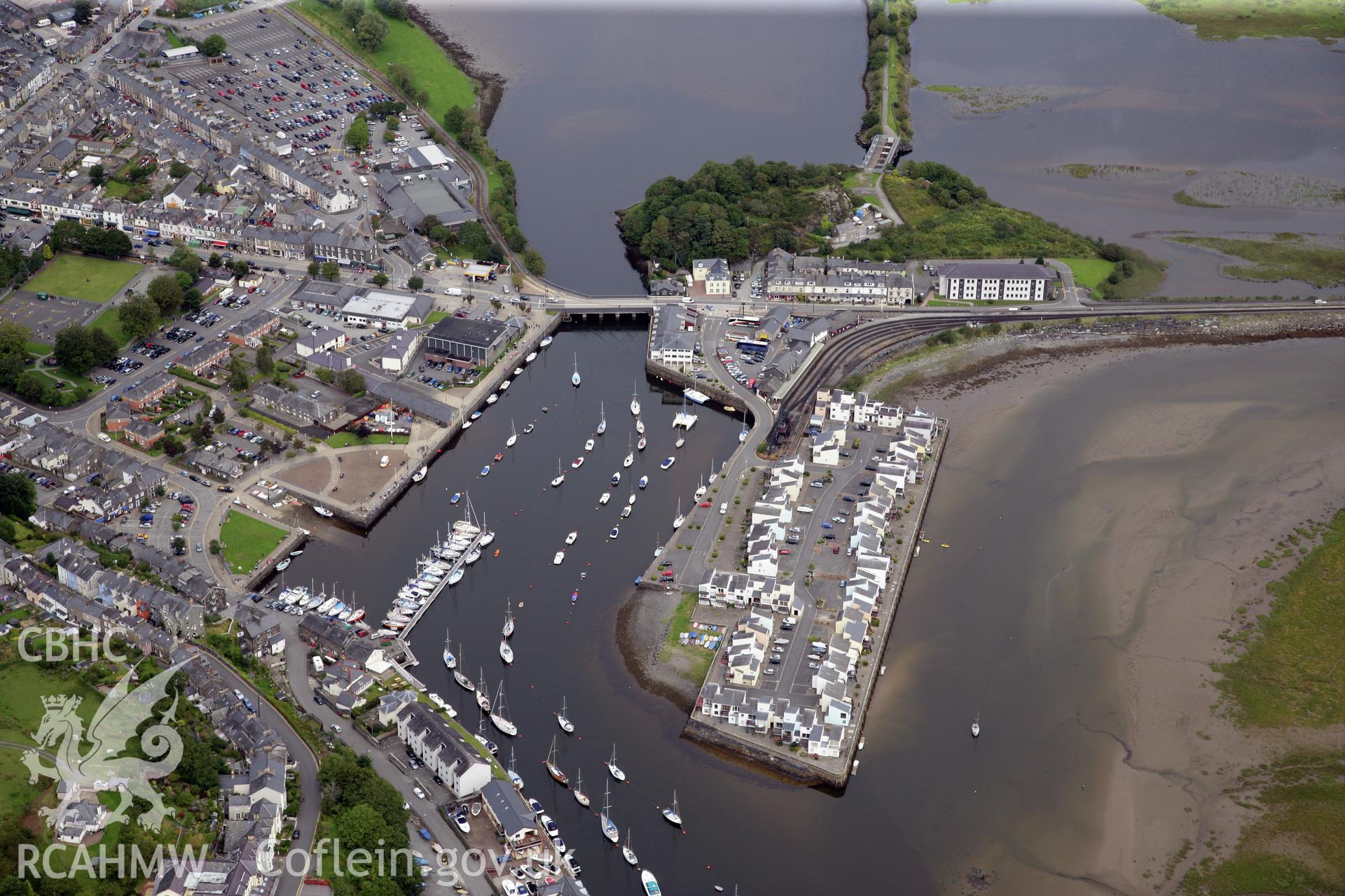 RCAHMW colour oblique photograph of Porthmadog Harbour, New Wharf. Taken by Toby Driver on 17/08/2011.