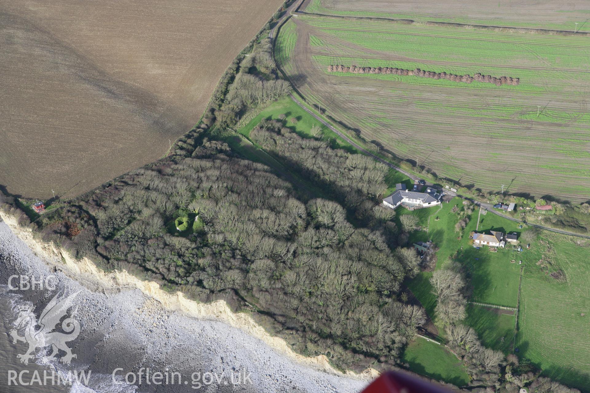 RCAHMW colour oblique photograph of Summerhouse Camp. Taken by Toby Driver on 17/11/2011.