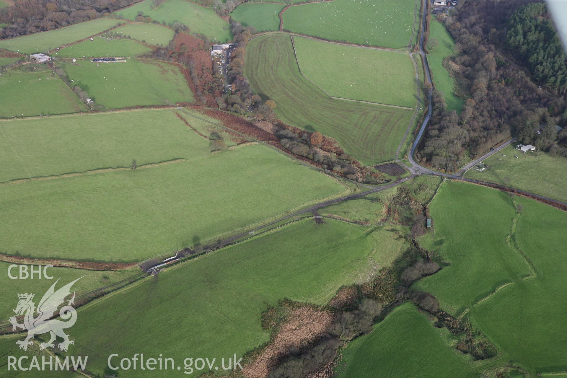 RCAHMW colour oblique photograph of Y Bwlwarcau, eastern enclosure. Taken by Toby Driver on 17/11/2011.