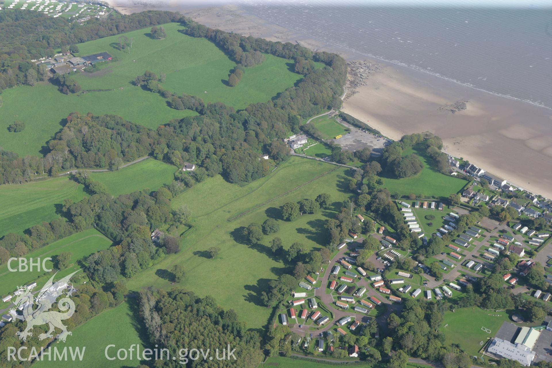 RCAHMW colour oblique photograph of Saundersfoot, looking seaward towards lime kiln and peat deposits. Taken by Toby Driver and Oliver Davies on 28/09/2011.