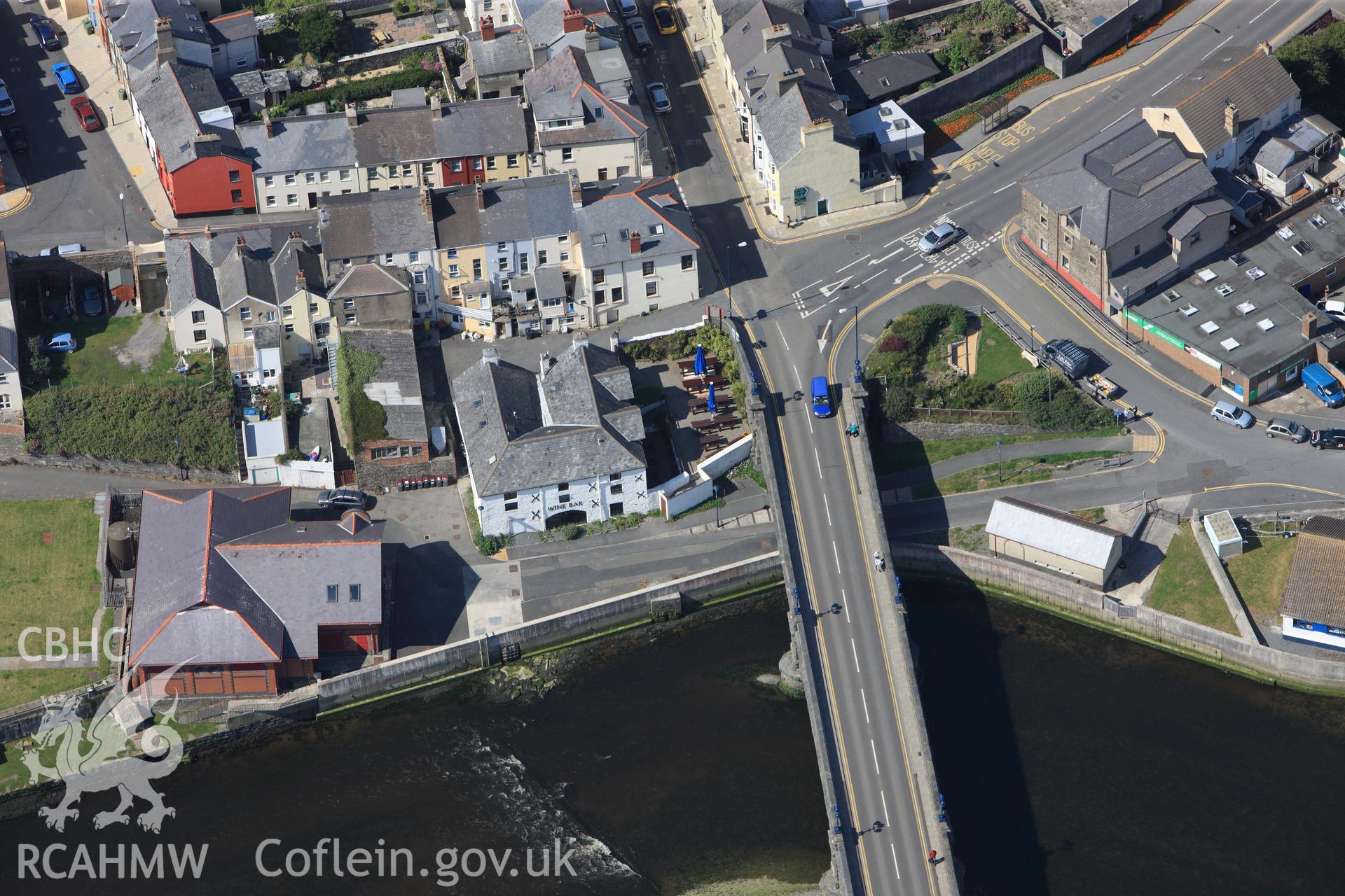 RCAHMW colour oblique photograph of Trefechan Bridge. Taken by Toby Driver and Oliver Davies on 28/06/2011.