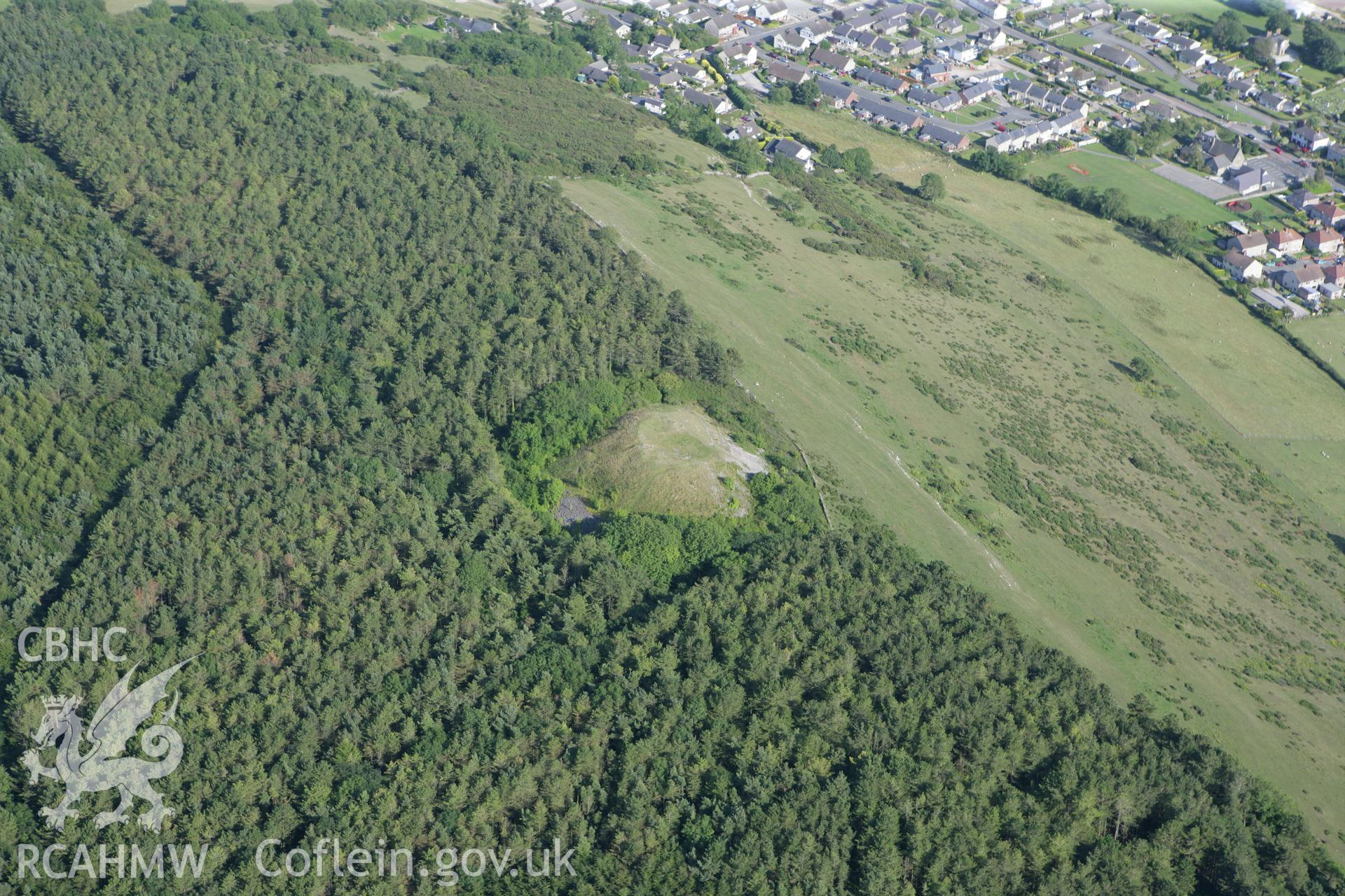 RCAHMW colour oblique photograph of Gop Cairn. Taken by Toby Driver and Oliver Davies on 27/07/2011.