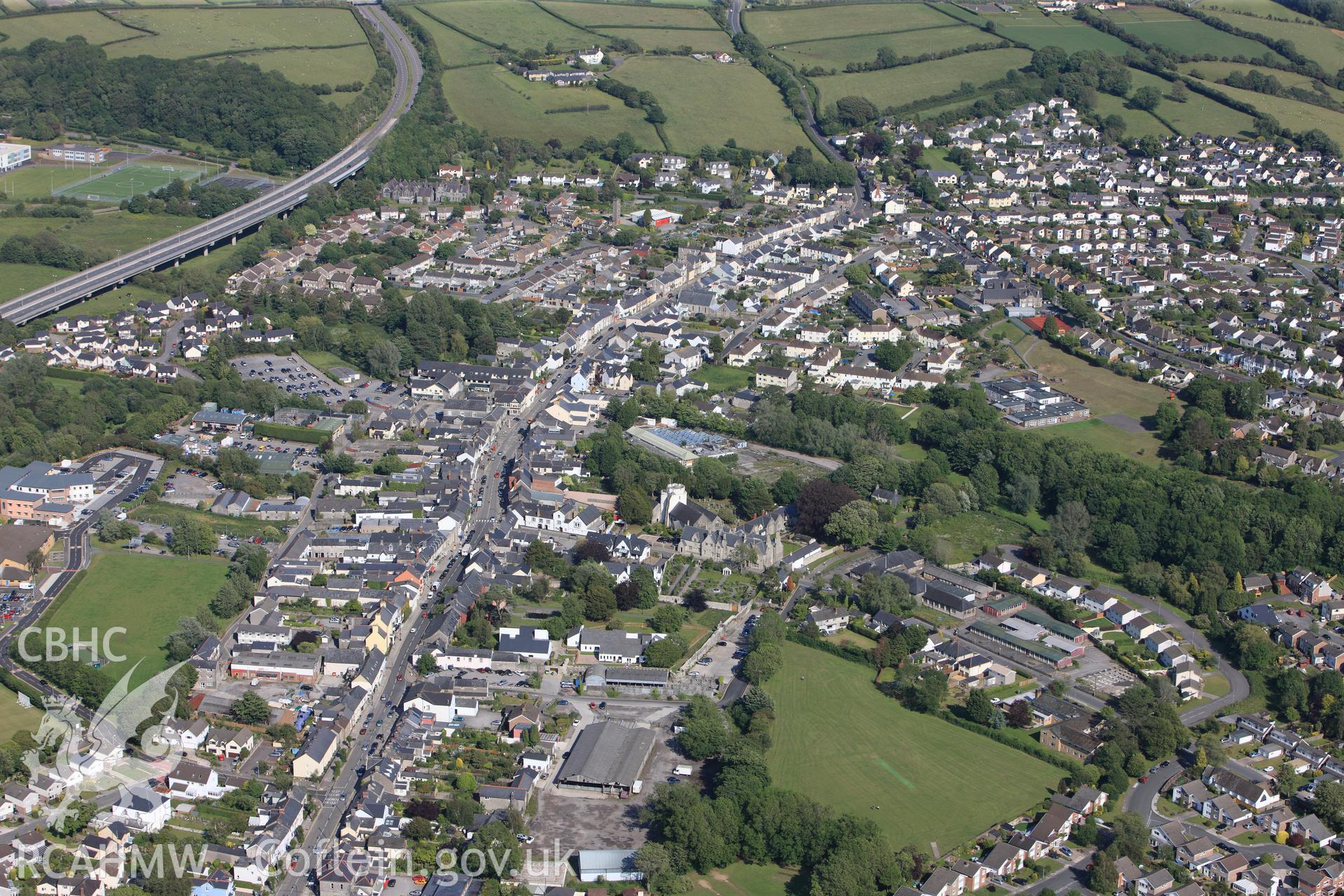 RCAHMW colour oblique photograph of Cowbridge. Taken by Toby Driver on 13/06/2011.