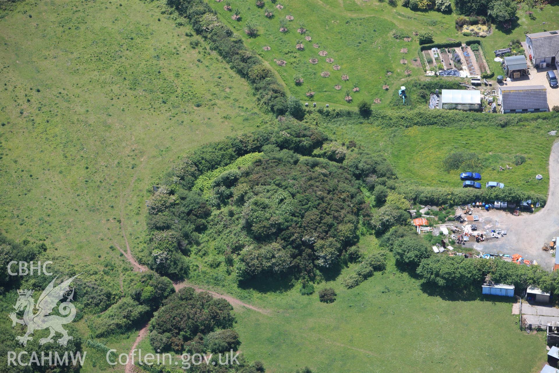 RCAHMW colour oblique photograph of St Ishmael's Tump. Taken by Toby Driver on 24/05/2011.