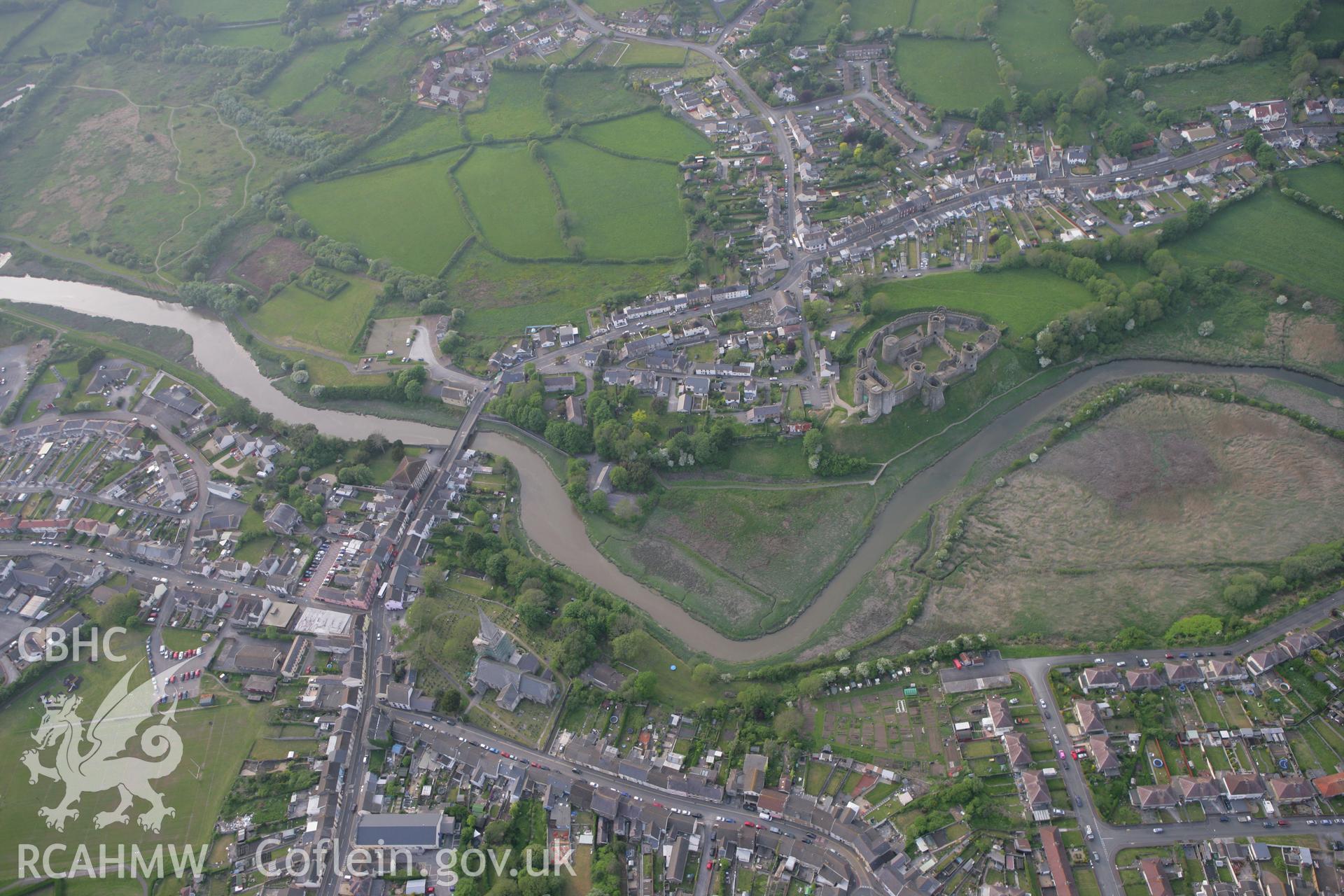 RCAHMW colour oblique photograph of Kidwelly. Taken by Toby Driver and Oliver Davies on 04/05/2011.