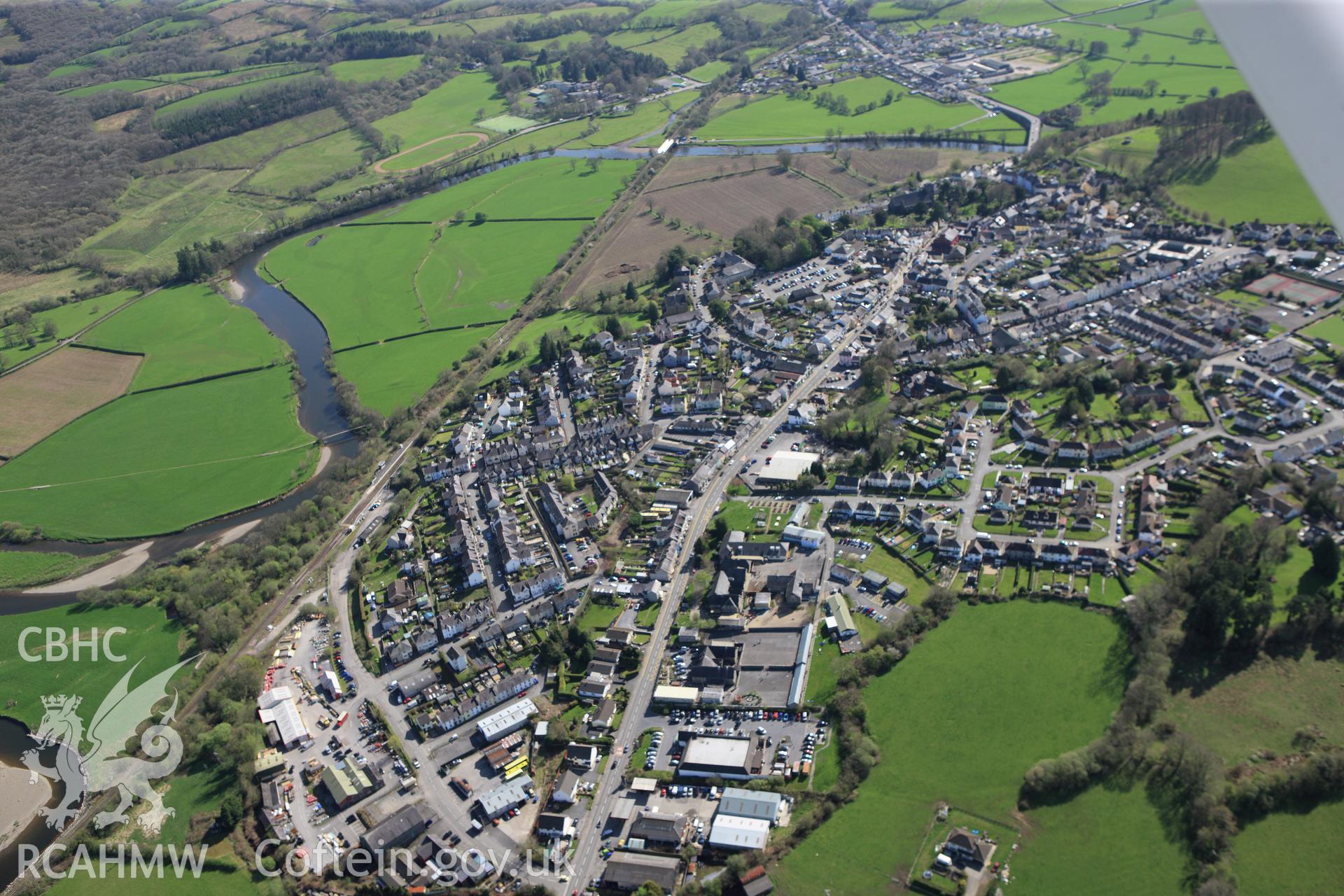 RCAHMW colour oblique photograph of Llandeilo. Taken by Toby Driver on 08/04/2011.