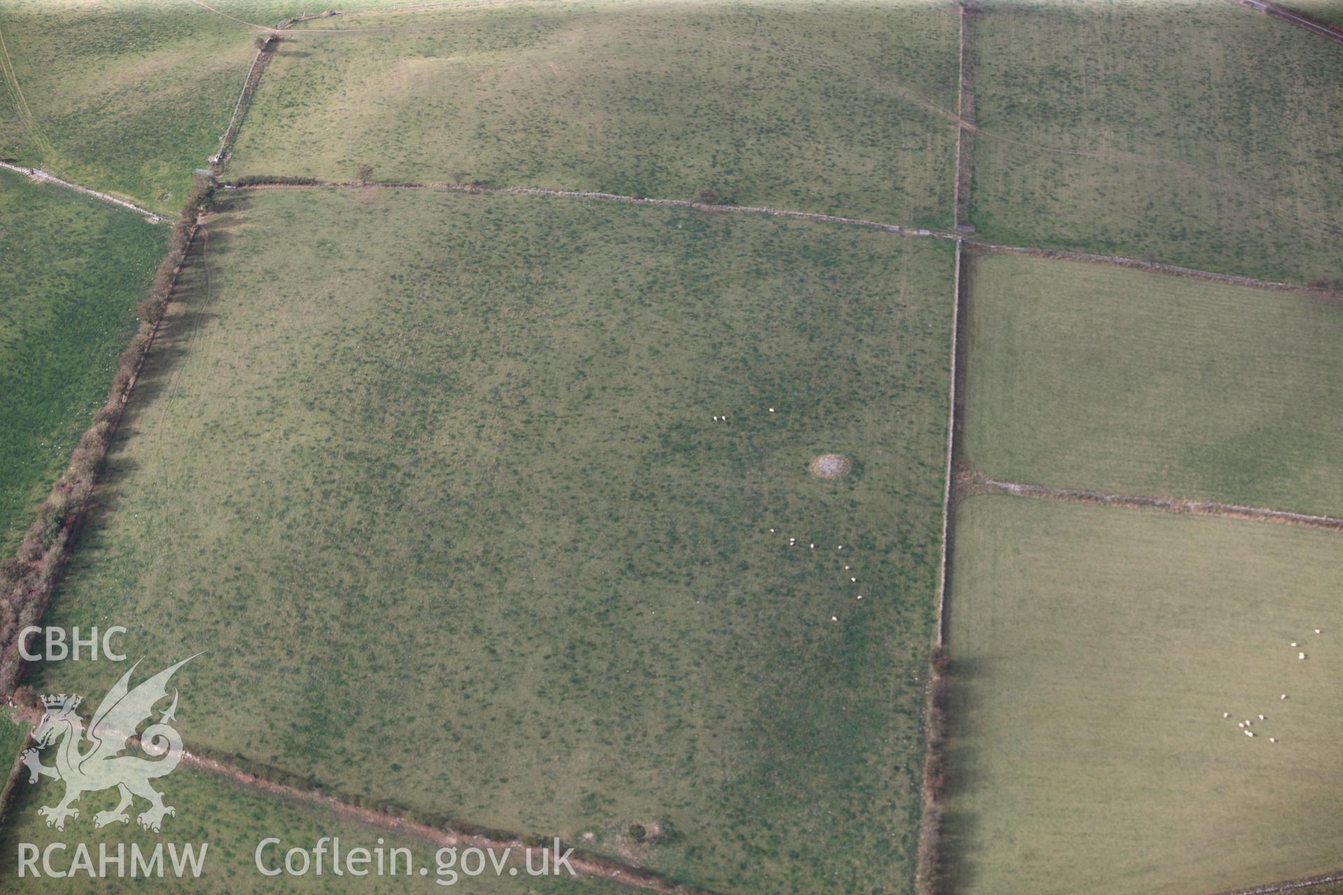 RCAHMW colour oblique photograph of Pen-Y-Brongyll Round Barrow. Taken by Toby Driver on 04/10/2011.