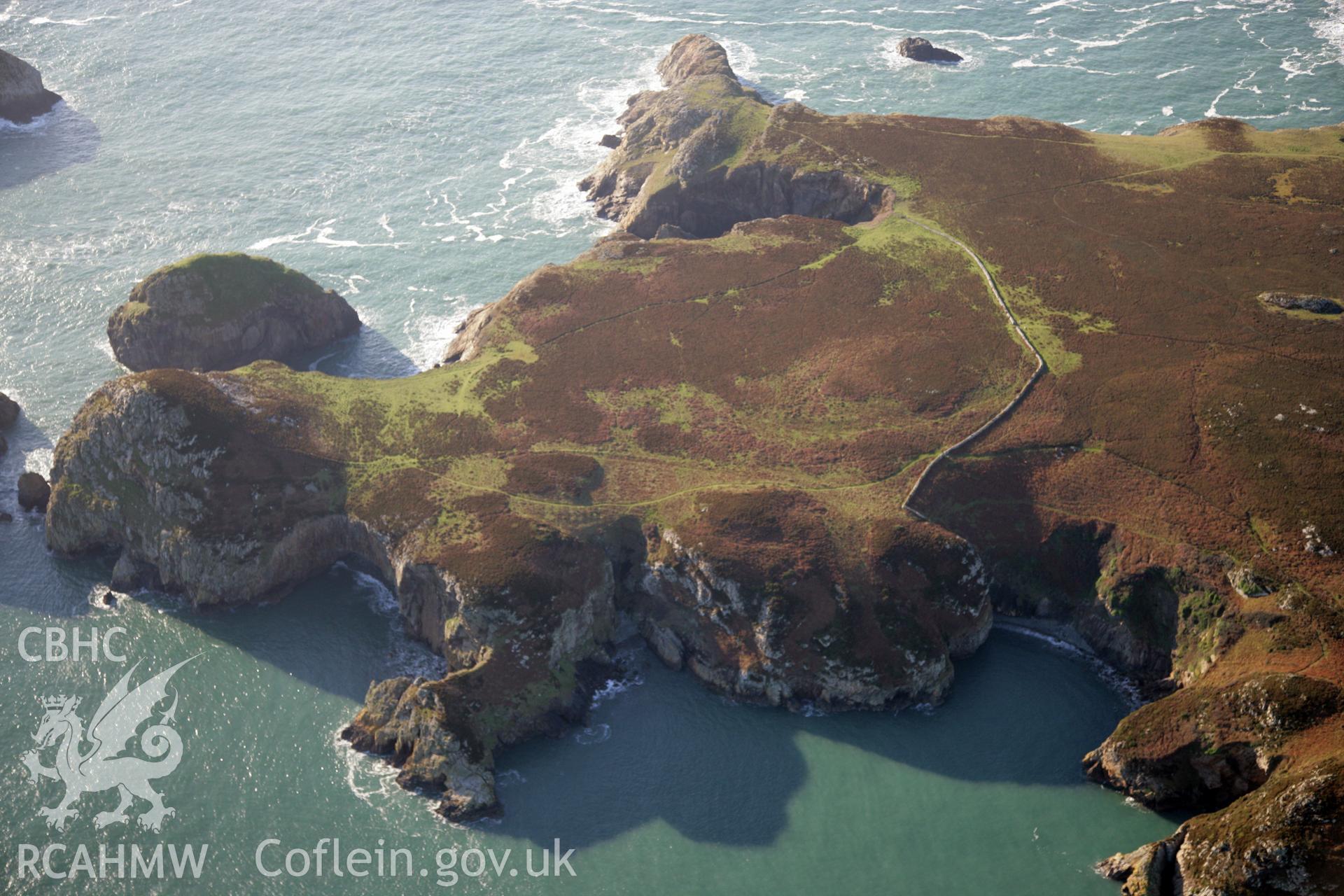 RCAHMW colour oblique photograph of relict field enclosure features, north of Foel Fawr. Taken by O. Davies & T. Driver on 22/11/2013.