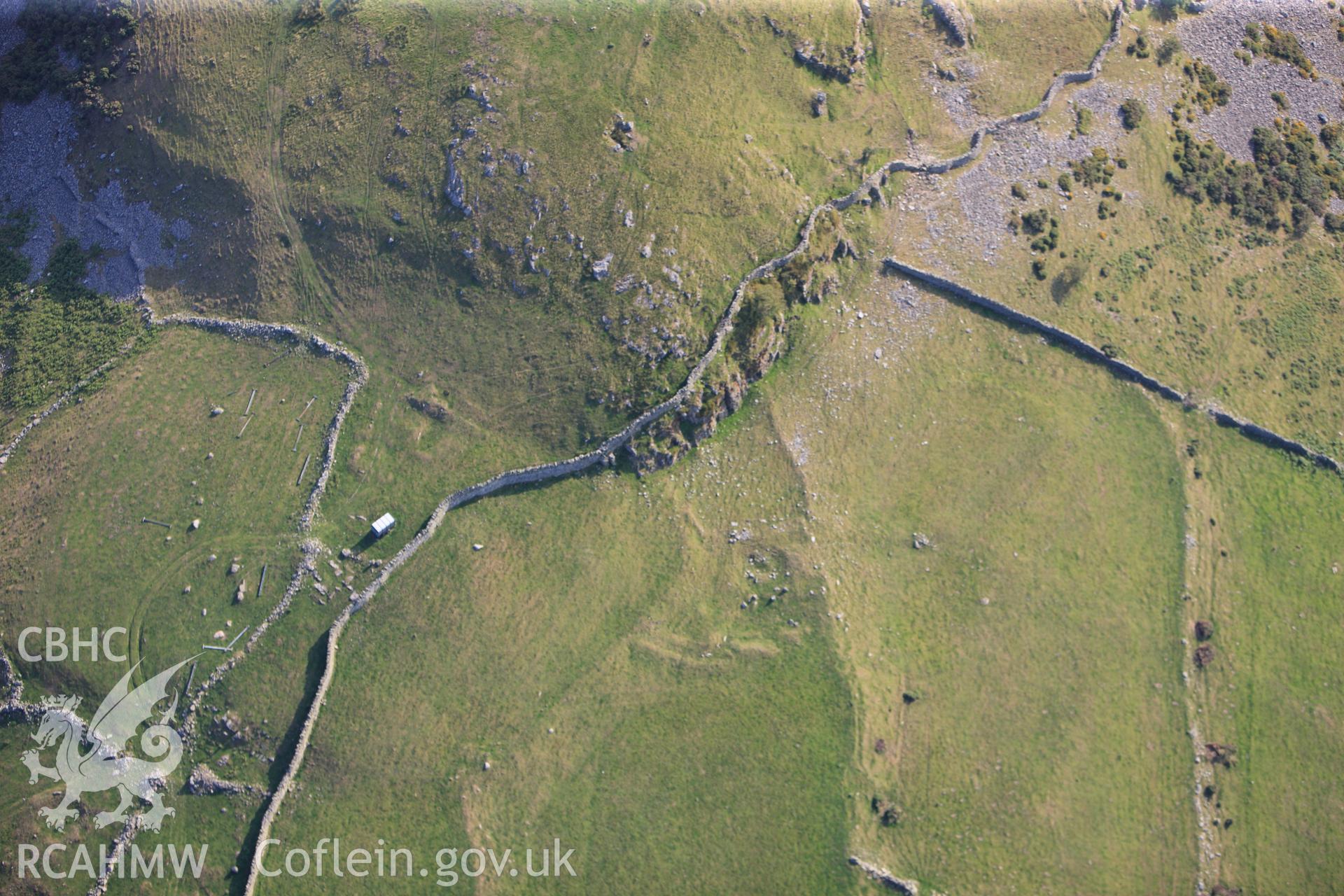 RCAHMW colour oblique photograph of Platform house, below Dinas. Taken by Toby Driver and Oliver Davies on 27/07/2011.