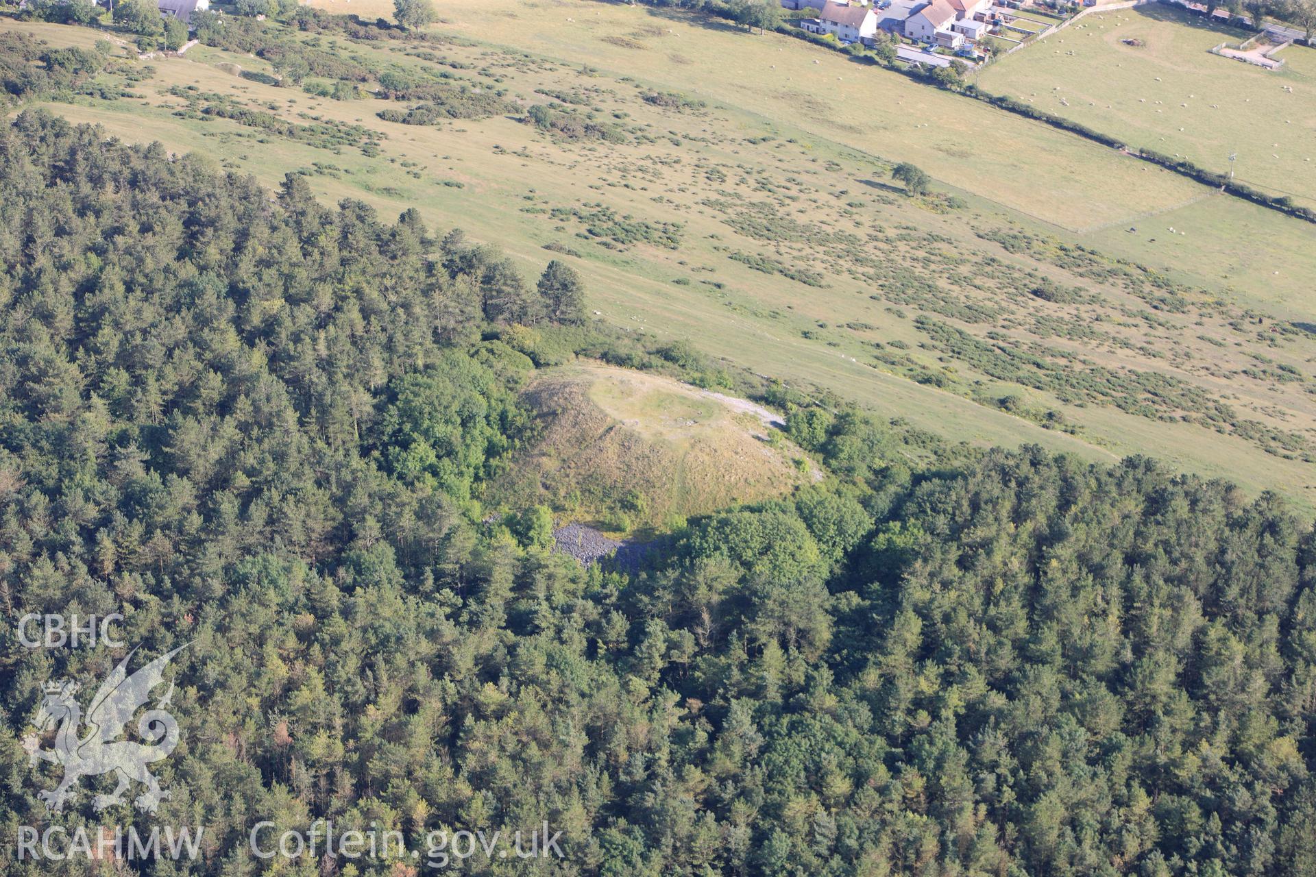 RCAHMW colour oblique photograph of Gop Cairn. Taken by Toby Driver and Oliver Davies on 27/07/2011.