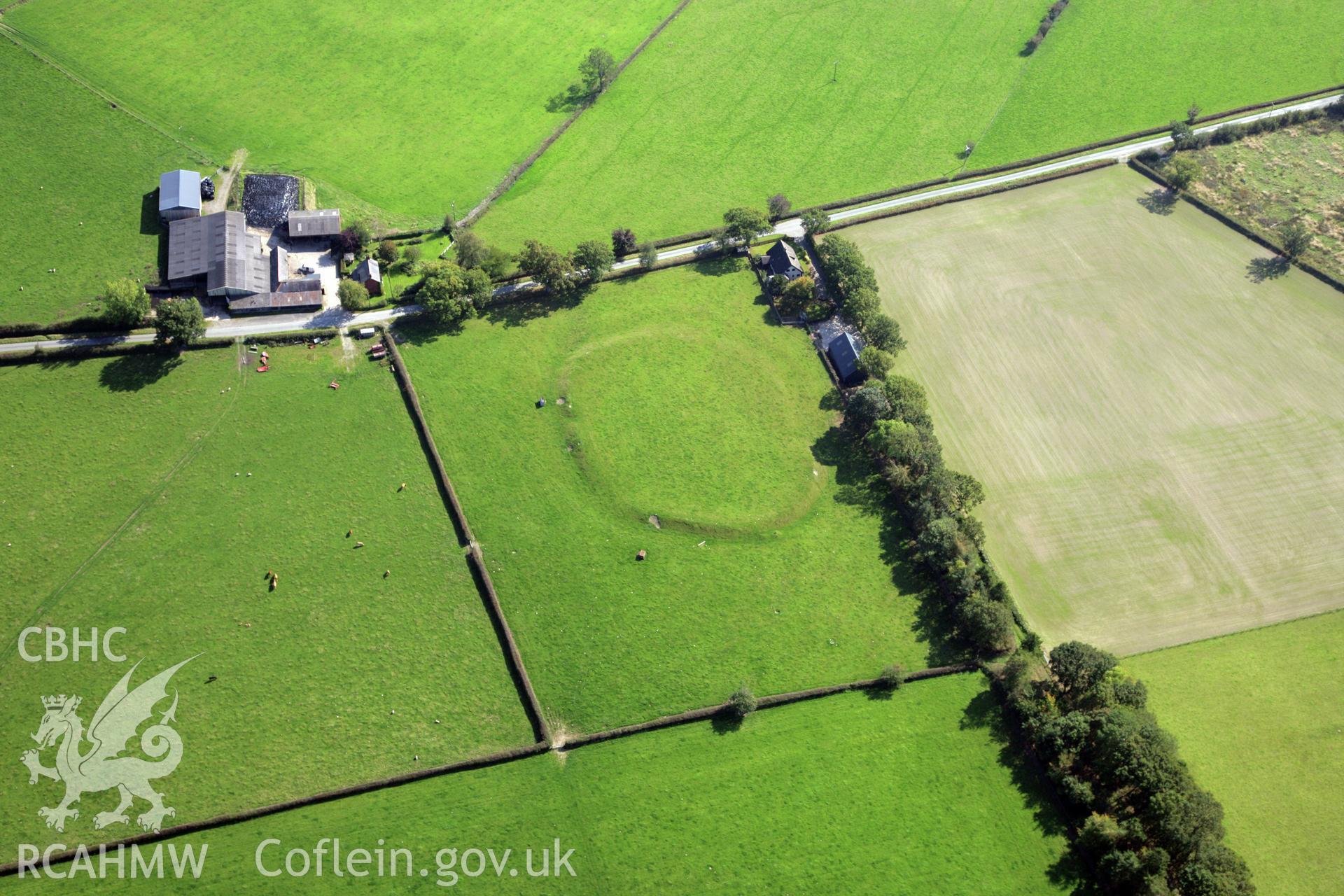 RCAHMW colour oblique photograph of Gwynfynydd; Gwyn-Fynydd Defended Enclosure, view from south west. Taken by Oliver Davies on 29/09/2011.