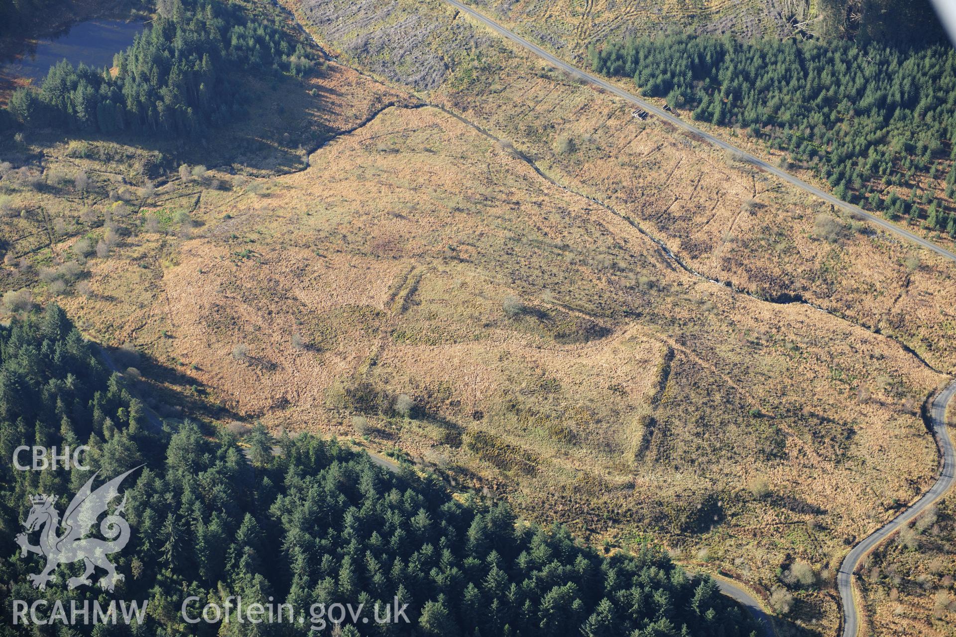 RCAHMW colour oblique photograph of Cae Gaer Roman fort. Taken by Toby Driver on 05/11/2012.