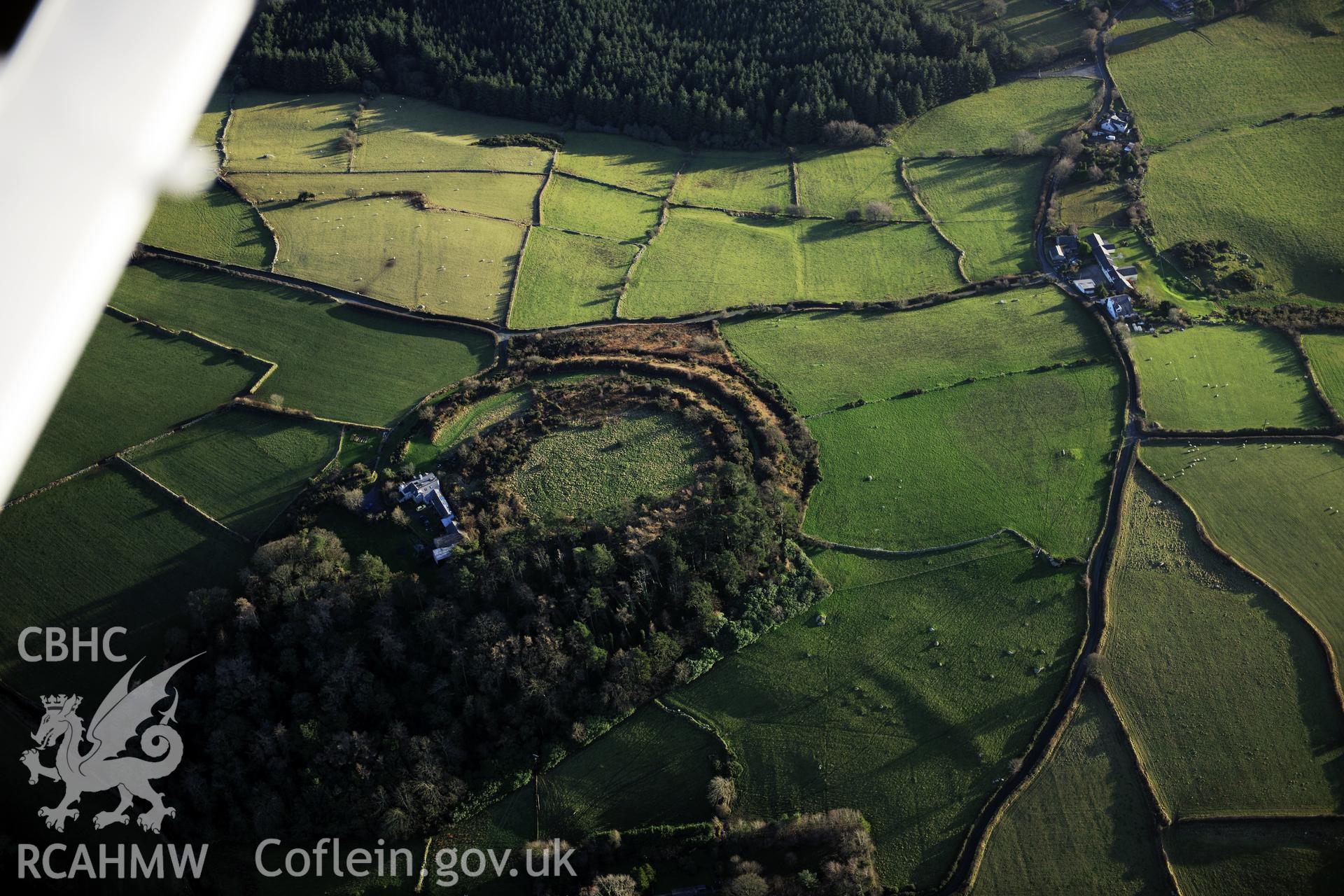 RCAHMW colour oblique photograph of Dinas Dinorwig Hillfort, detail of monument. Taken by Toby Driver on 10/12/2012.