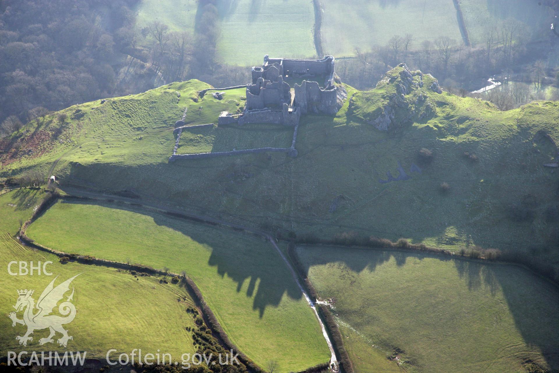 RCAHMW colour oblique photograph of Carreg Cennan Castle. Taken by Toby Driver on 02/02/2012.