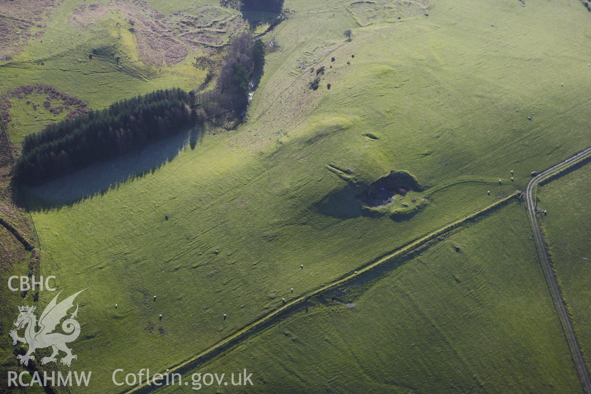 RCAHMW colour oblique photograph of Penlandoppa and Penlansgubor Farmsteads, Troed Y Rhiw. Taken by Toby Driver on 07/02/2012.