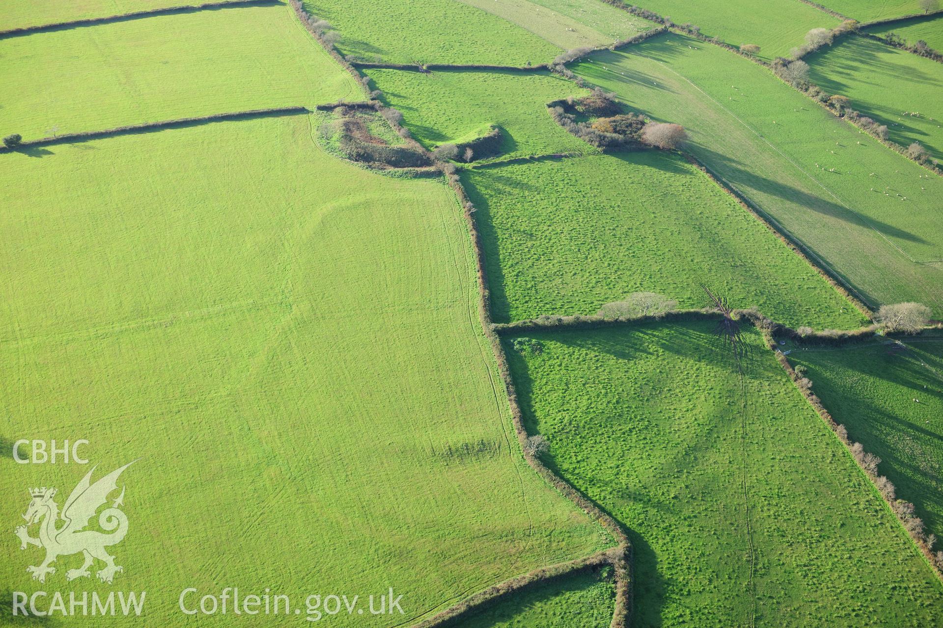 RCAHMW colour oblique photograph of Castell Meherin Fort. Taken by Toby Driver on 26/10/2012.