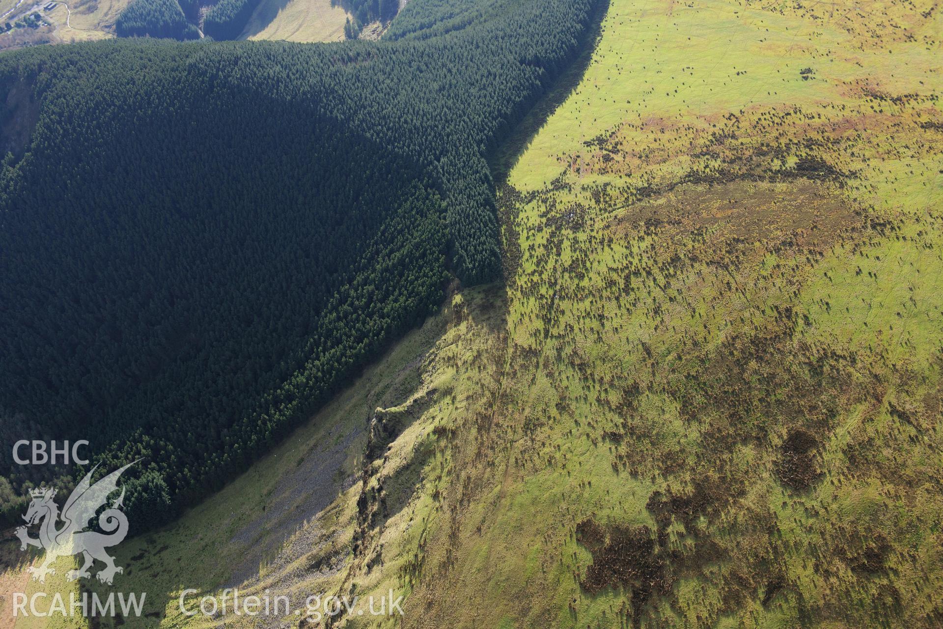 RCAHMW colour oblique photograph of Clawdd Mawr, Mynydd Caerau dyke, missed target. Taken by Toby Driver on 28/11/2012.