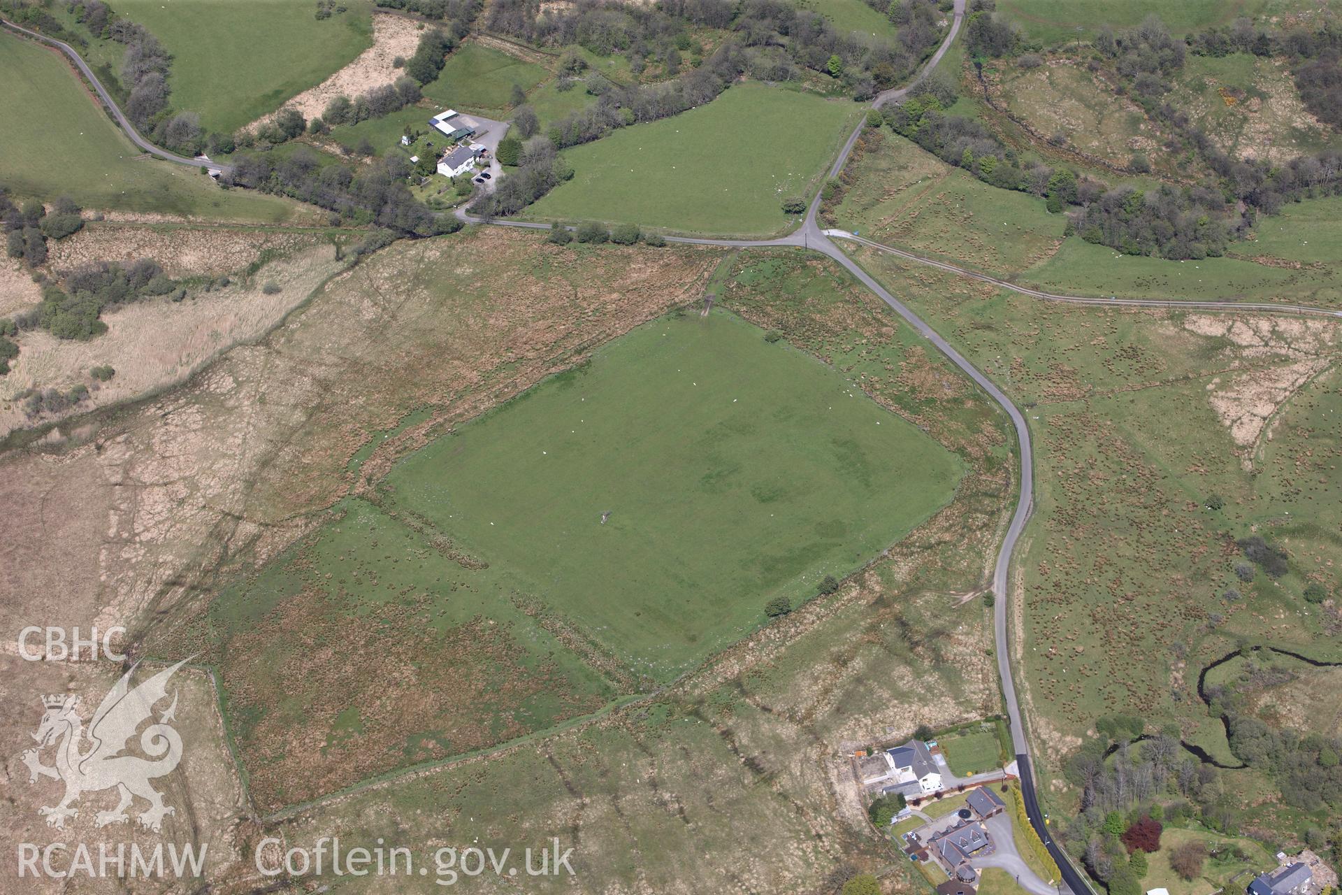 RCAHMW colour oblique photograph of Coelbren Roman fort. Taken by Toby Driver on 22/05/2012.