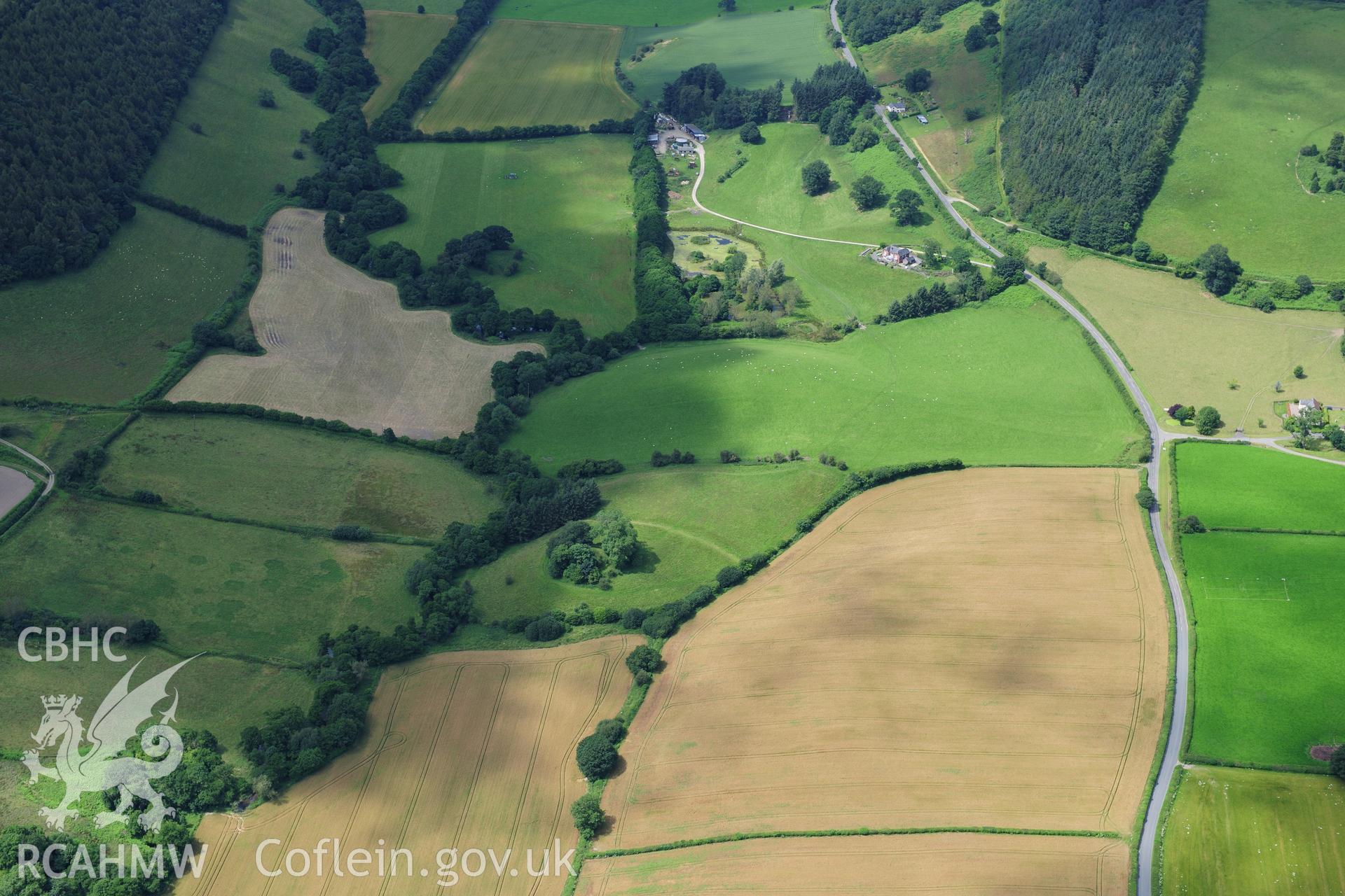 RCAHMW colour oblique photograph of Castell Foel-allt. Taken by Toby Driver on 27/07/2012.