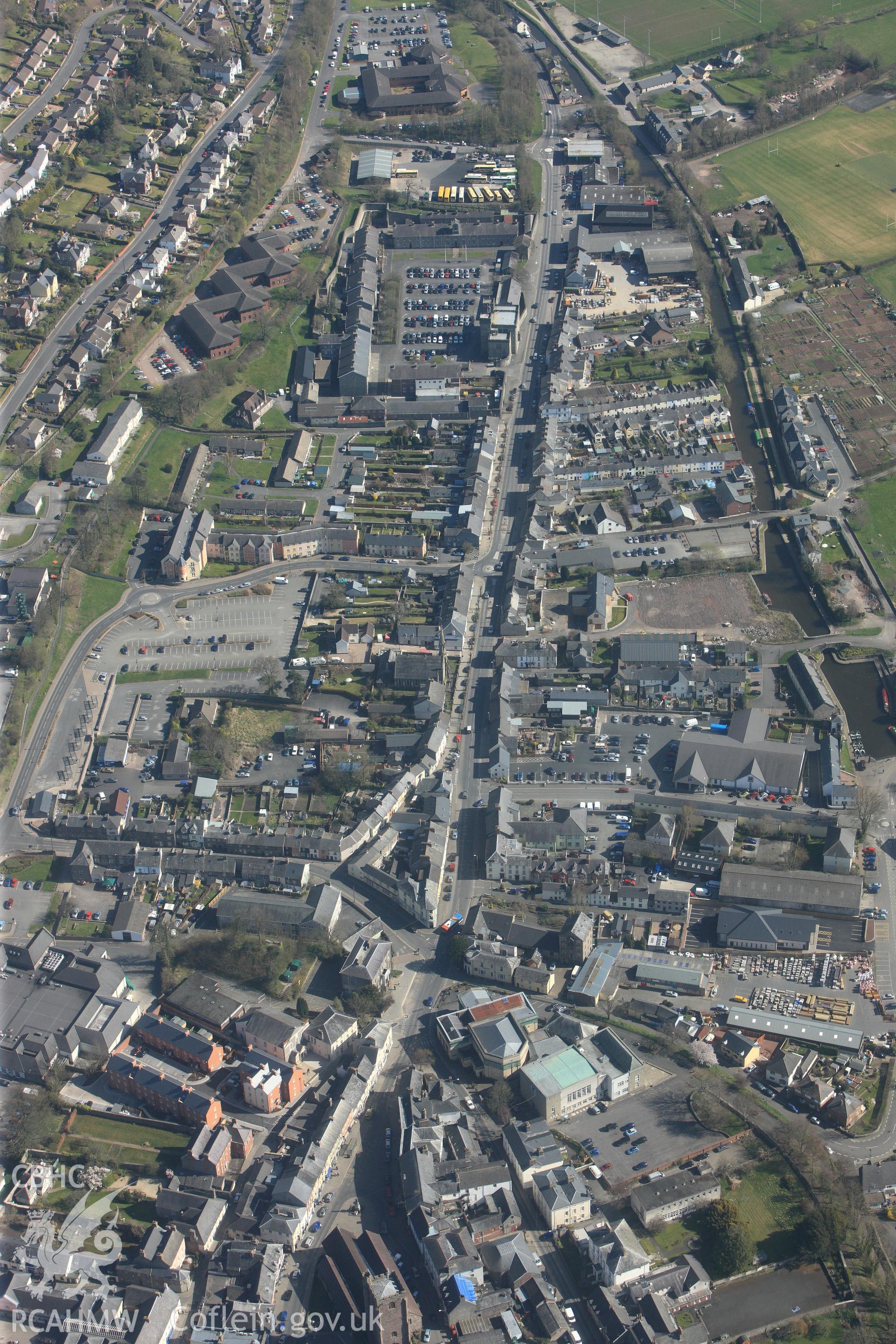 RCAHMW colour oblique photograph of Brecon town, and town wall. Taken by Toby Driver and Oliver Davies on 28/03/2012.