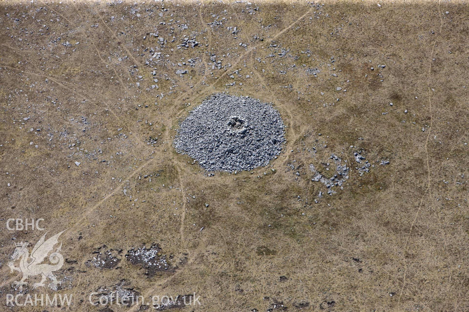 RCAHMW colour oblique photograph of Carn Pen y Clogau. Taken by Toby Driver on 22/05/2012.