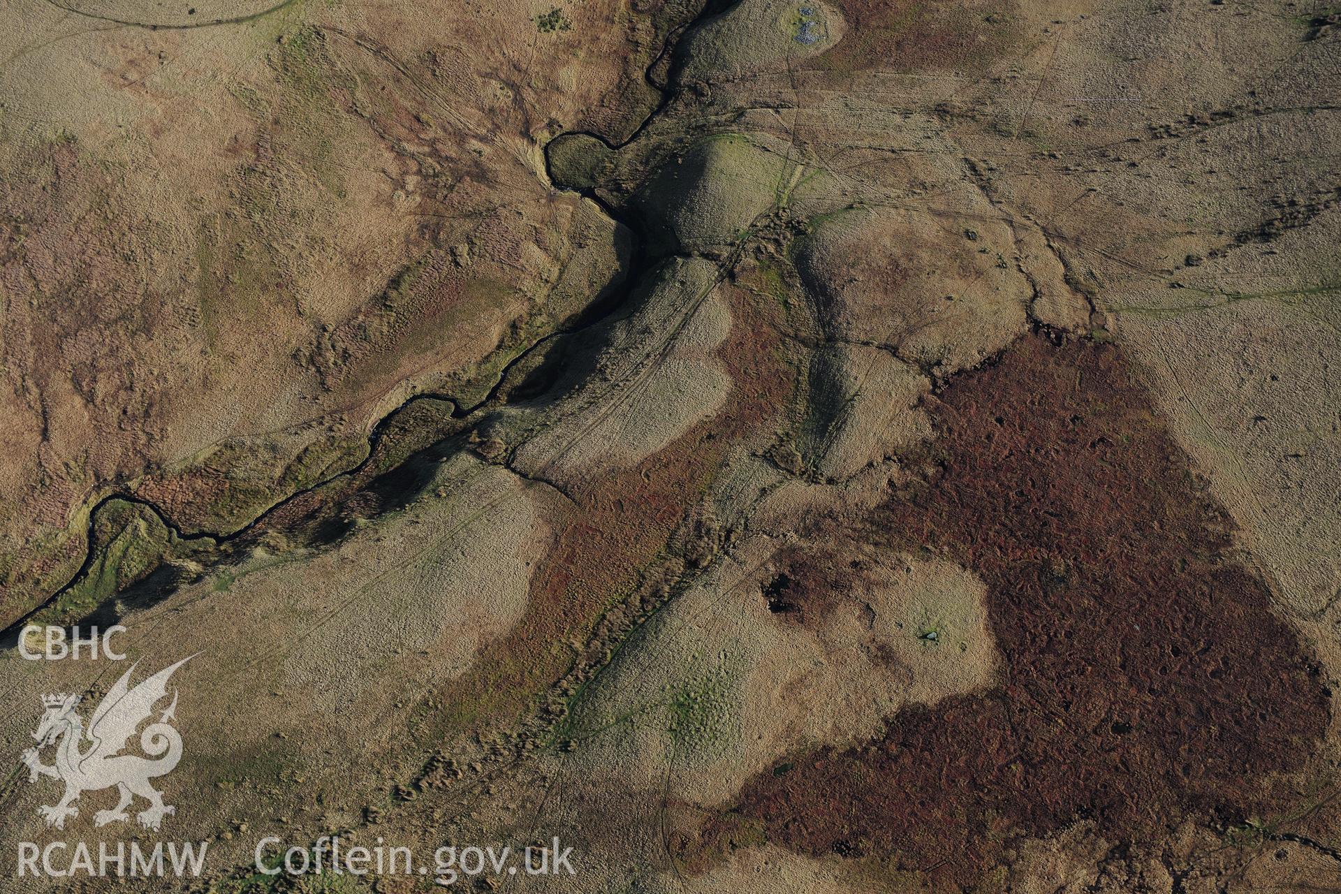 RCAHMW colour oblique photograph of Nant Tarw Ritual Complex, view looking east. Taken by Toby Driver on 23/11/2012.