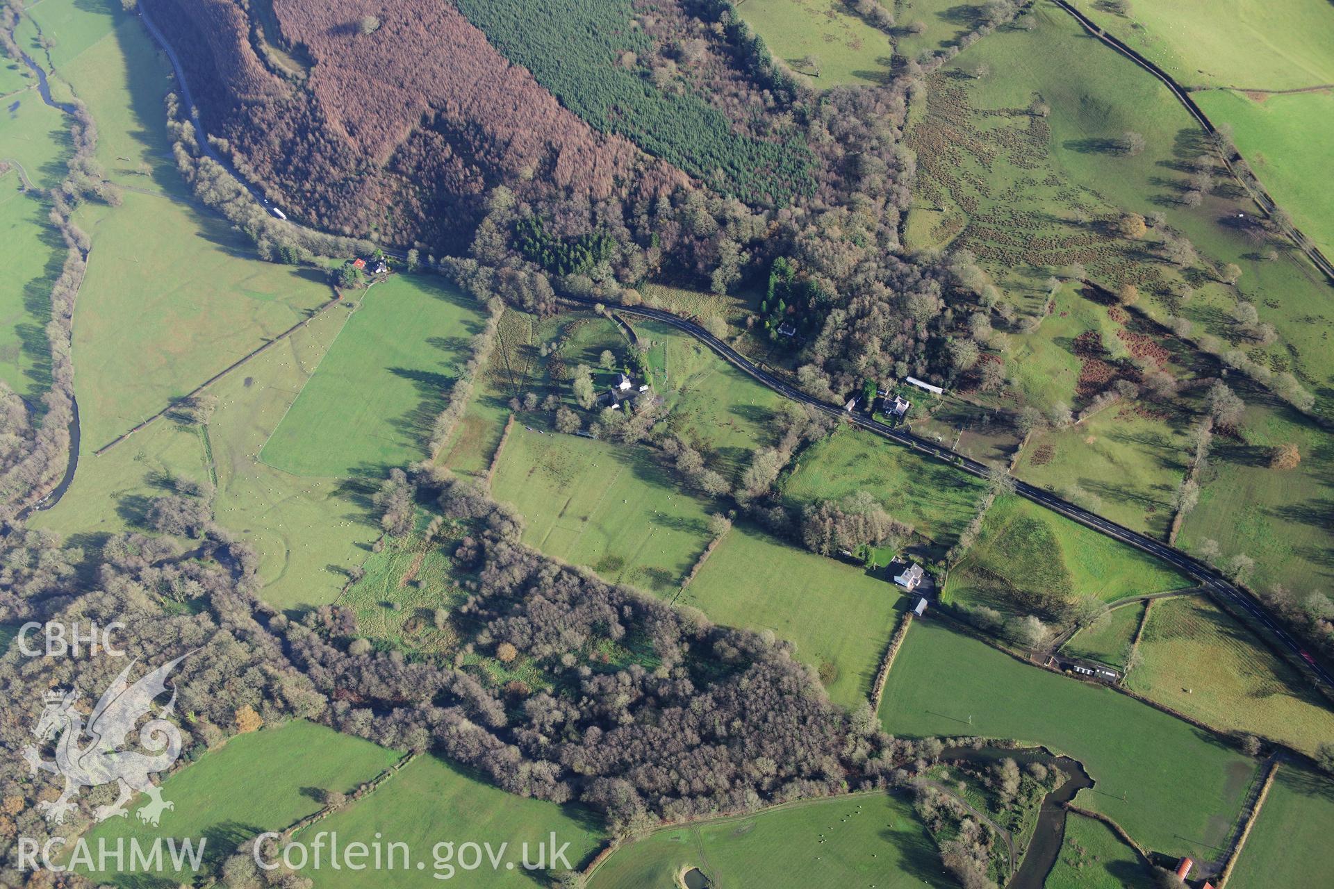 RCAHMW colour oblique photograph of TAN YR HEOL, SECTION OF ROMAN ROAD RR623. Taken by Toby Driver on 23/11/2012.