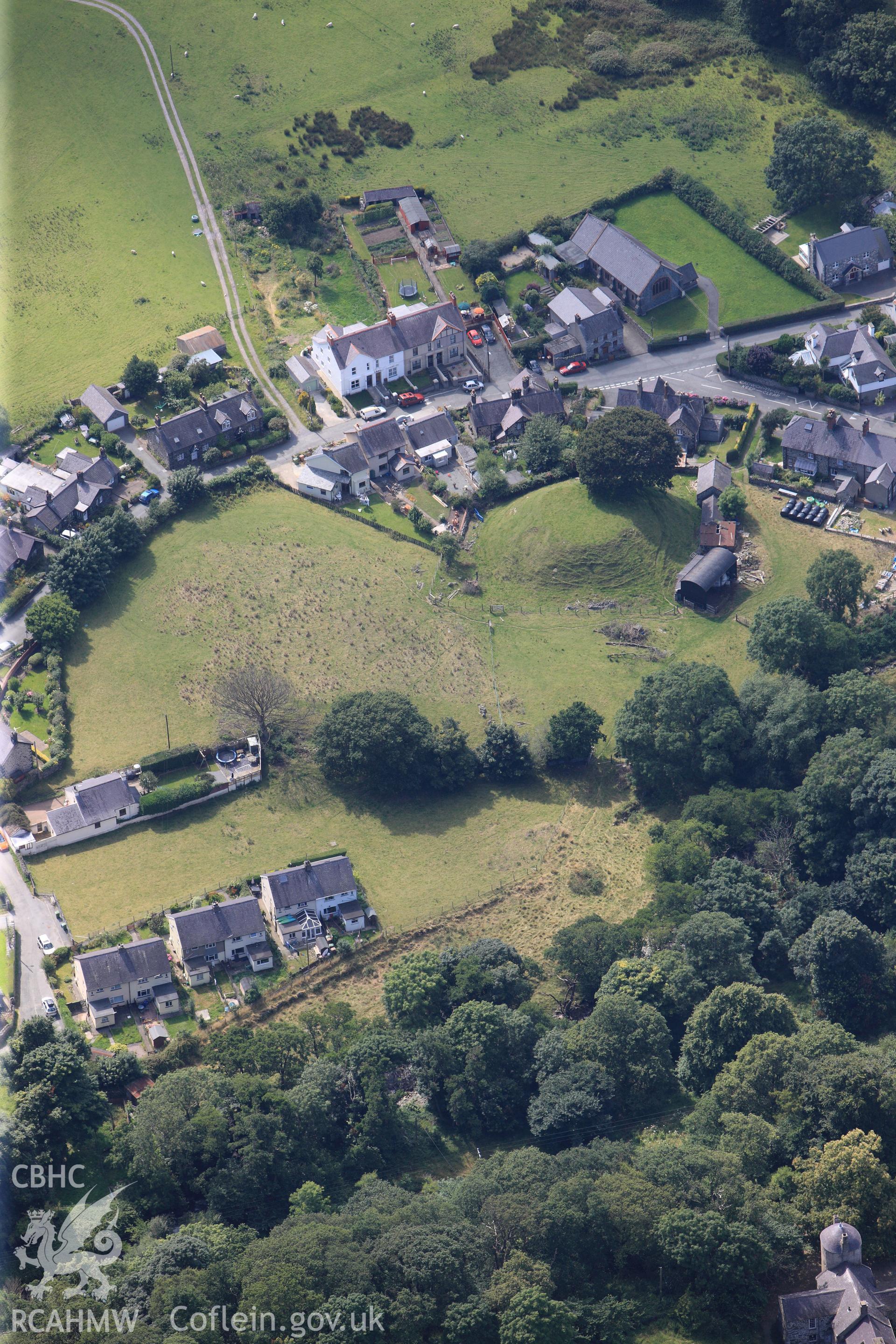 RCAHMW colour oblique photograph of Aber Castle, landscape view, from the east. Taken by Toby Driver on 10/08/2012.