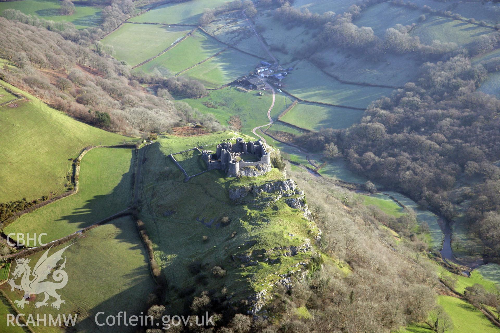 RCAHMW colour oblique photograph of Carreg Cennan Castle. Taken by Toby Driver on 02/02/2012.