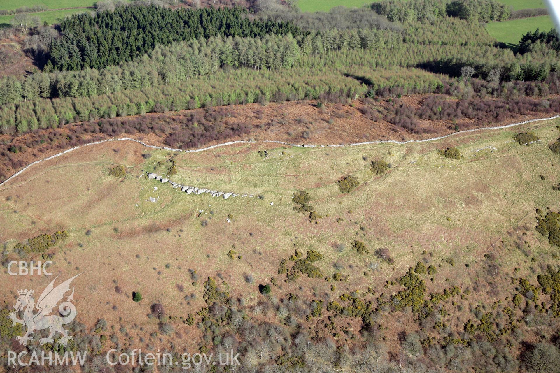 RCAHMW colour oblique photograph of Allt yr Esgair Hillfort. Taken by Toby Driver and Oliver Davies on 28/03/2012.