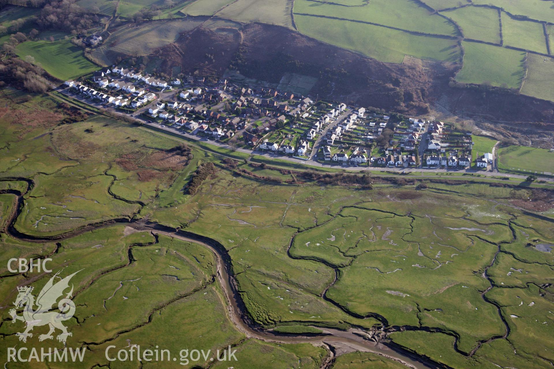 RCAHMW colour oblique photograph of Dan-Y-Lan Mound (Hen Gastell). Taken by Toby Driver on 02/02/2012.