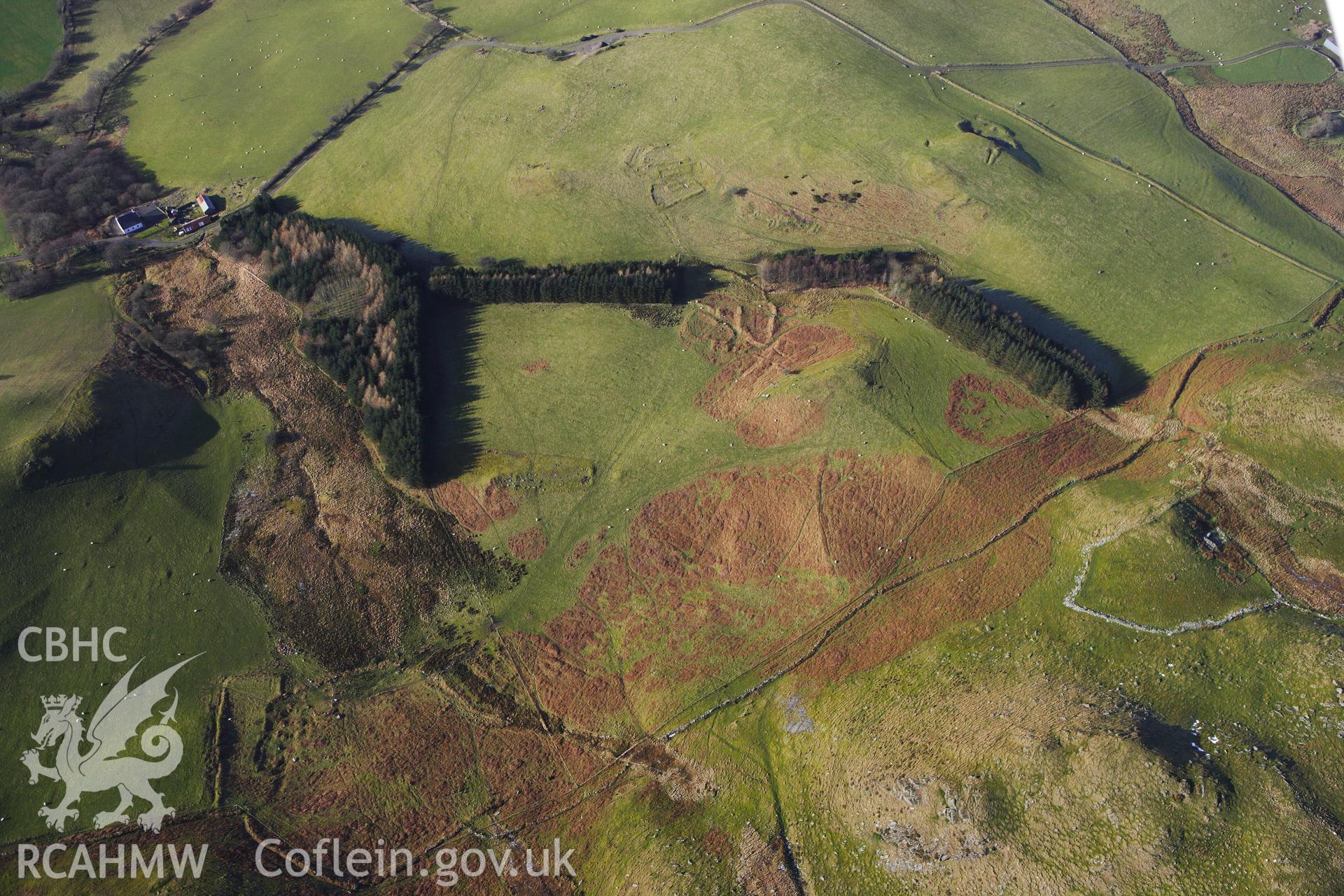 RCAHMW colour oblique photograph of Penlanscubor Farmstead, Troed Y Rhiw. Taken by Toby Driver on 07/02/2012.