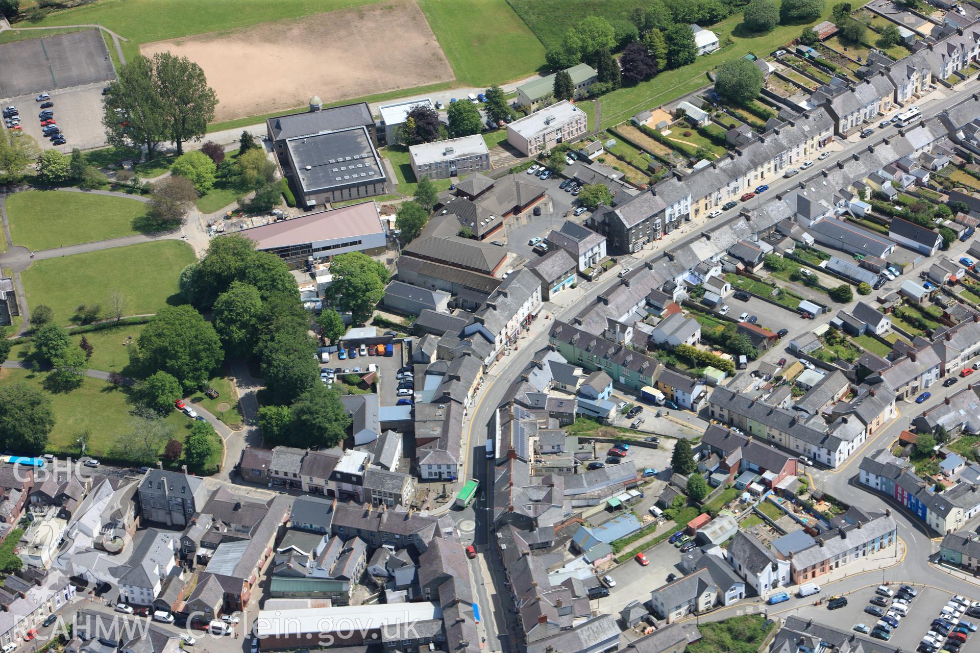 RCAHMW colour oblique photograph of Lampeter Town. Taken by Toby Driver on 28/05/2012.