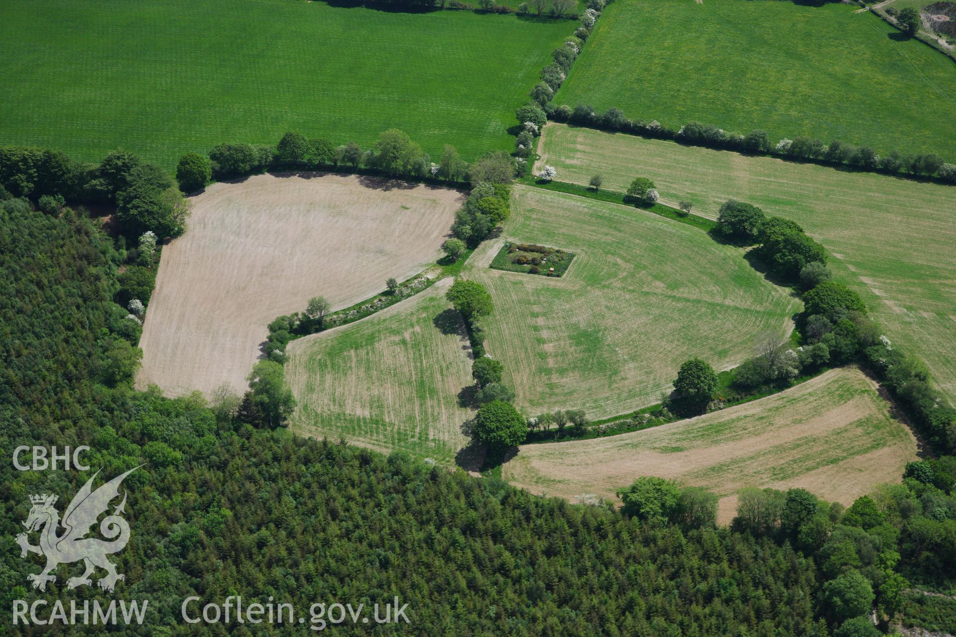 RCAHMW colour oblique photograph of Castell Goetre, Hillfort. Taken by Toby Driver on 28/05/2012.