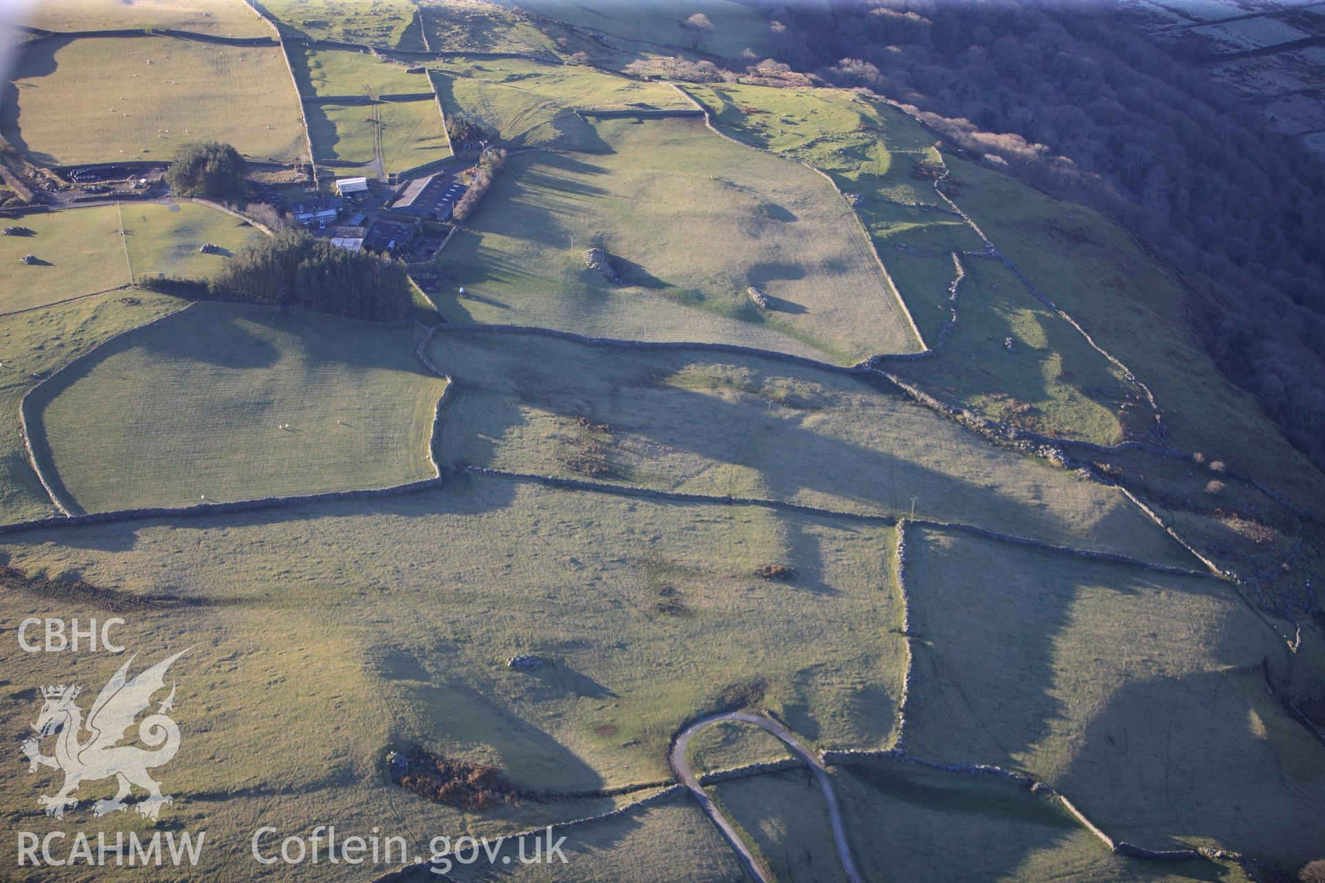 RCAHMW colour oblique photograph of Erw Wen, field system earthworks. Taken by Toby Driver on 10/12/2012.