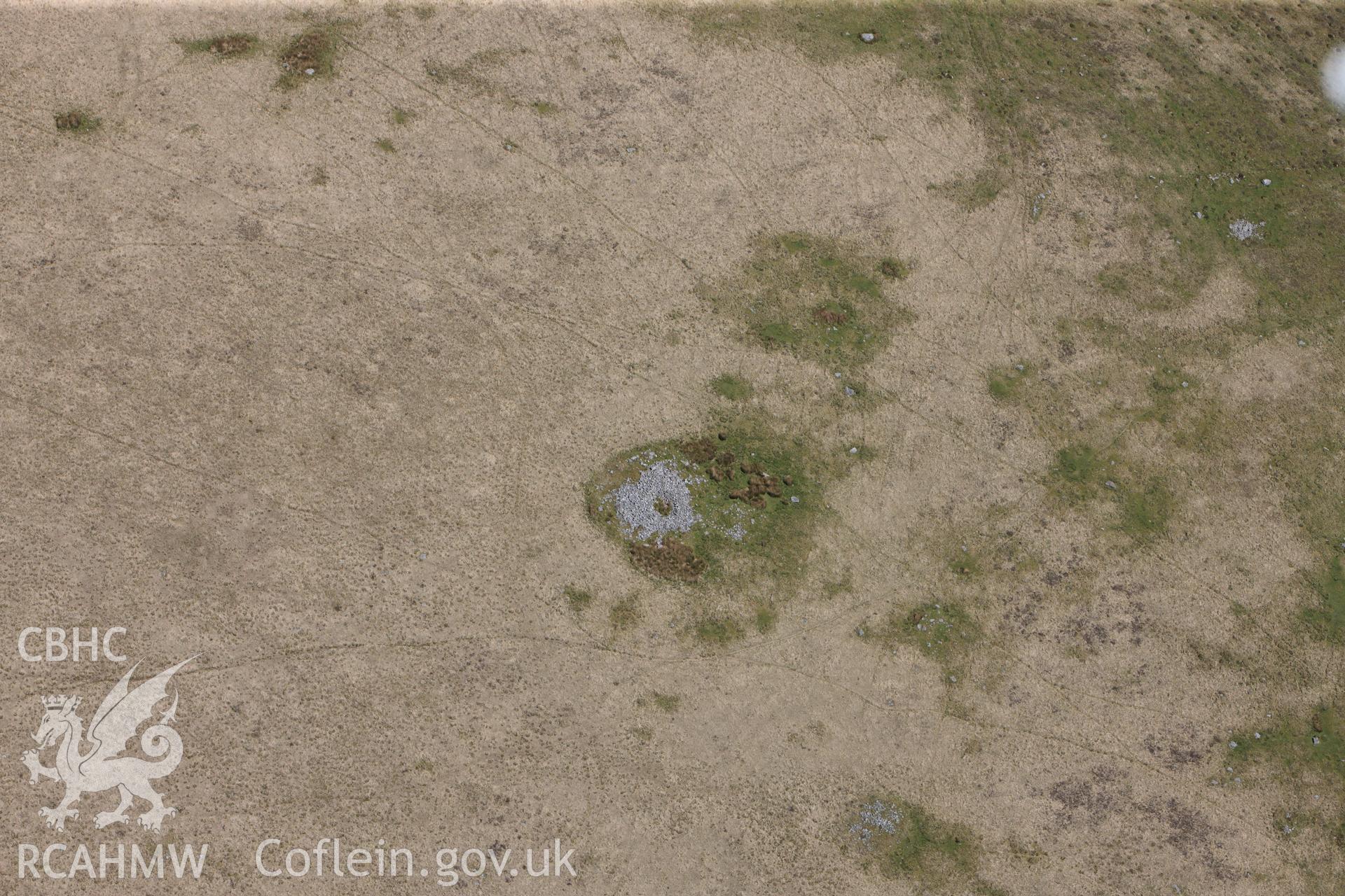 RCAHMW colour oblique photograph of Waun Hir cairns. Taken by Toby Driver on 22/05/2012.