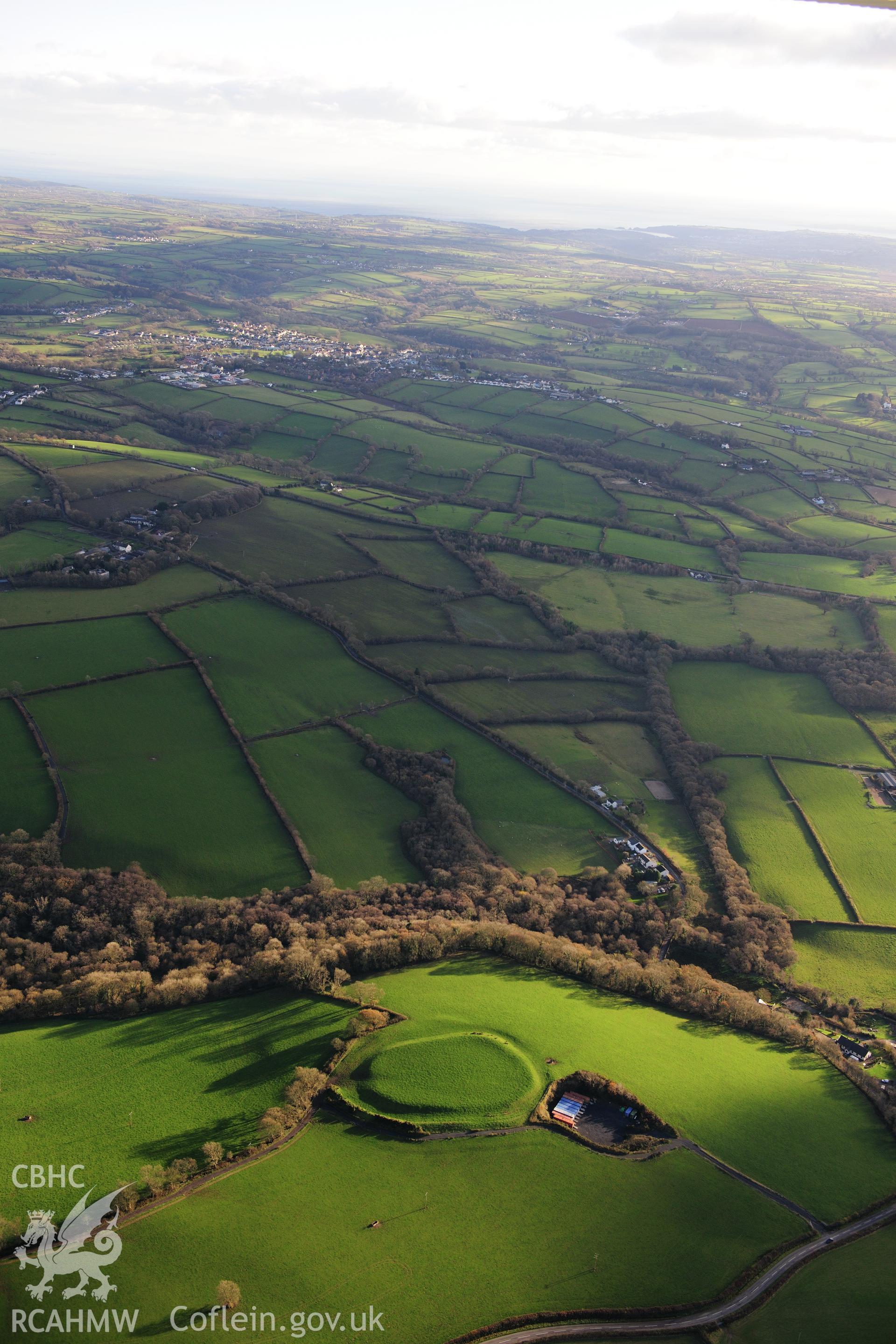 RCAHMW colour oblique photograph of Faenor Gaer, Llawhaden. Taken by Toby Driver on 28/11/2012.