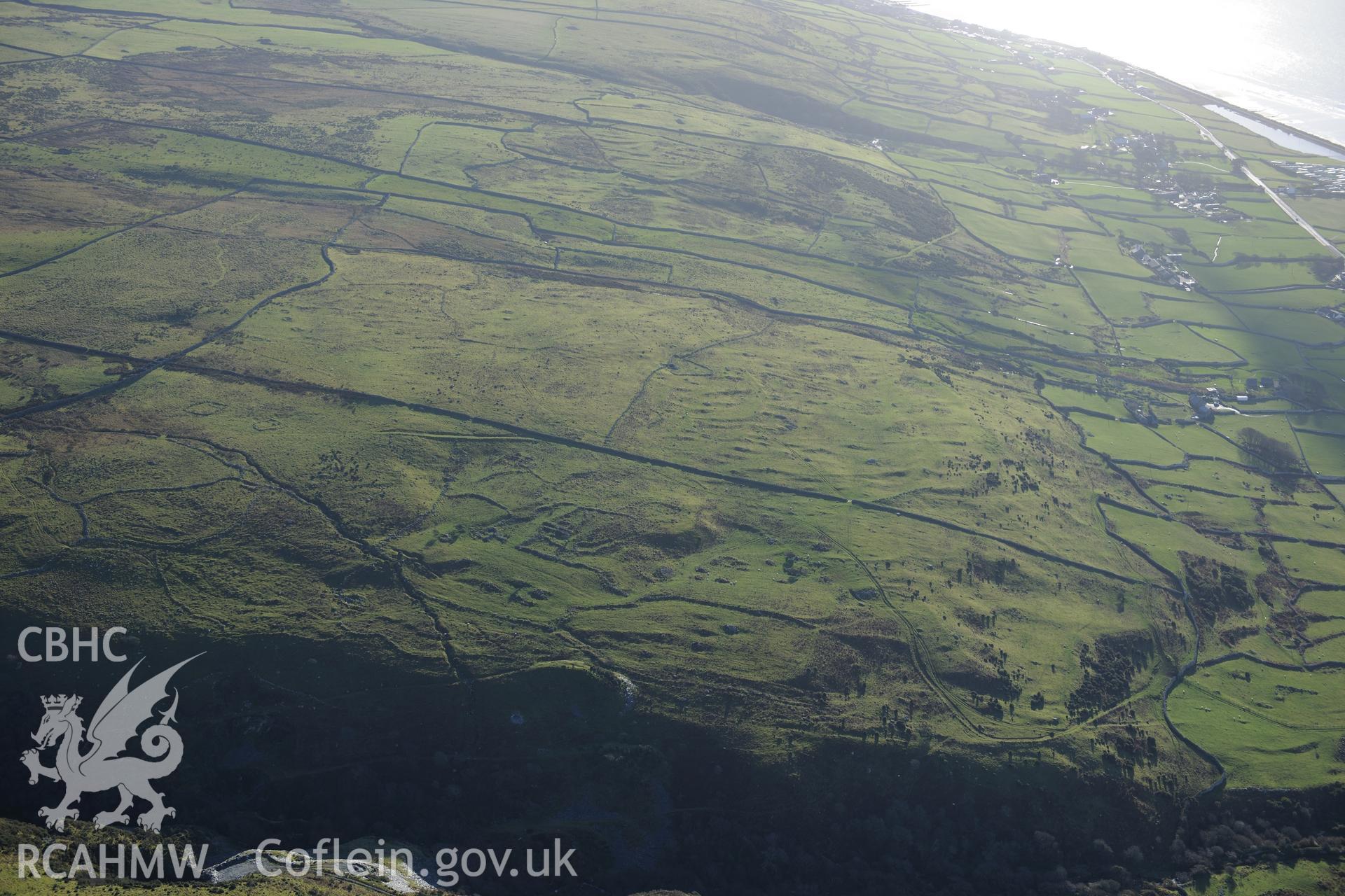 RCAHMW colour oblique photograph of Mynydd Egryn, settlement and field system, view from the north. Taken by Toby Driver on 10/12/2012.