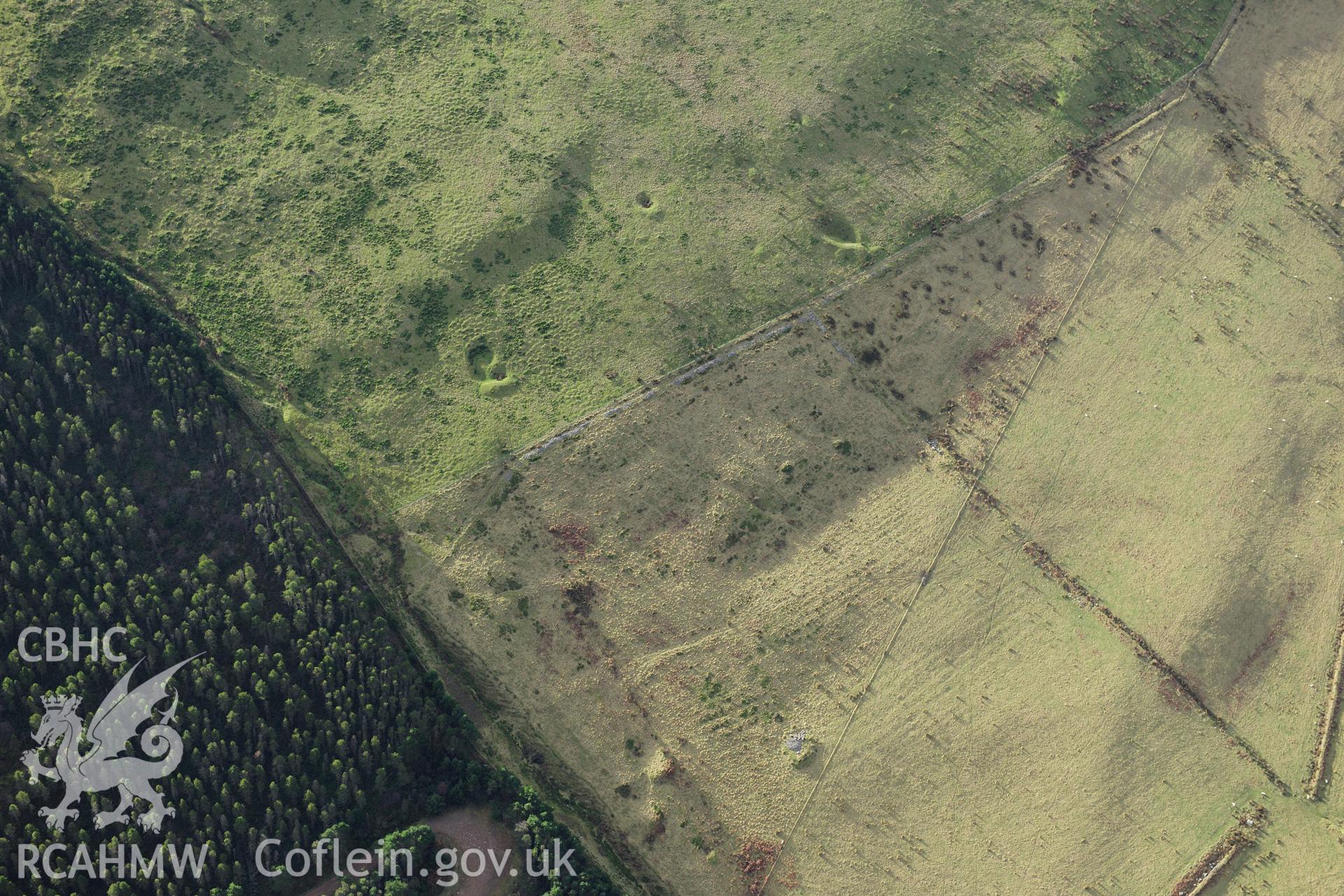 RCAHMW colour oblique photograph of Deserted rural settlement north of Foel Fynyddau. Taken by Toby Driver on 28/11/2012.