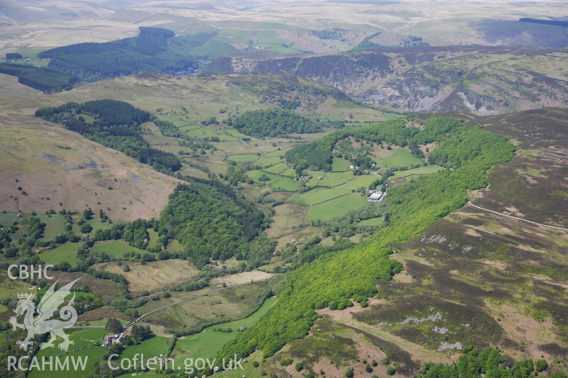 RCAHMW colour oblique photograph of Landscape. Taken by Toby Driver on 28/05/2012.