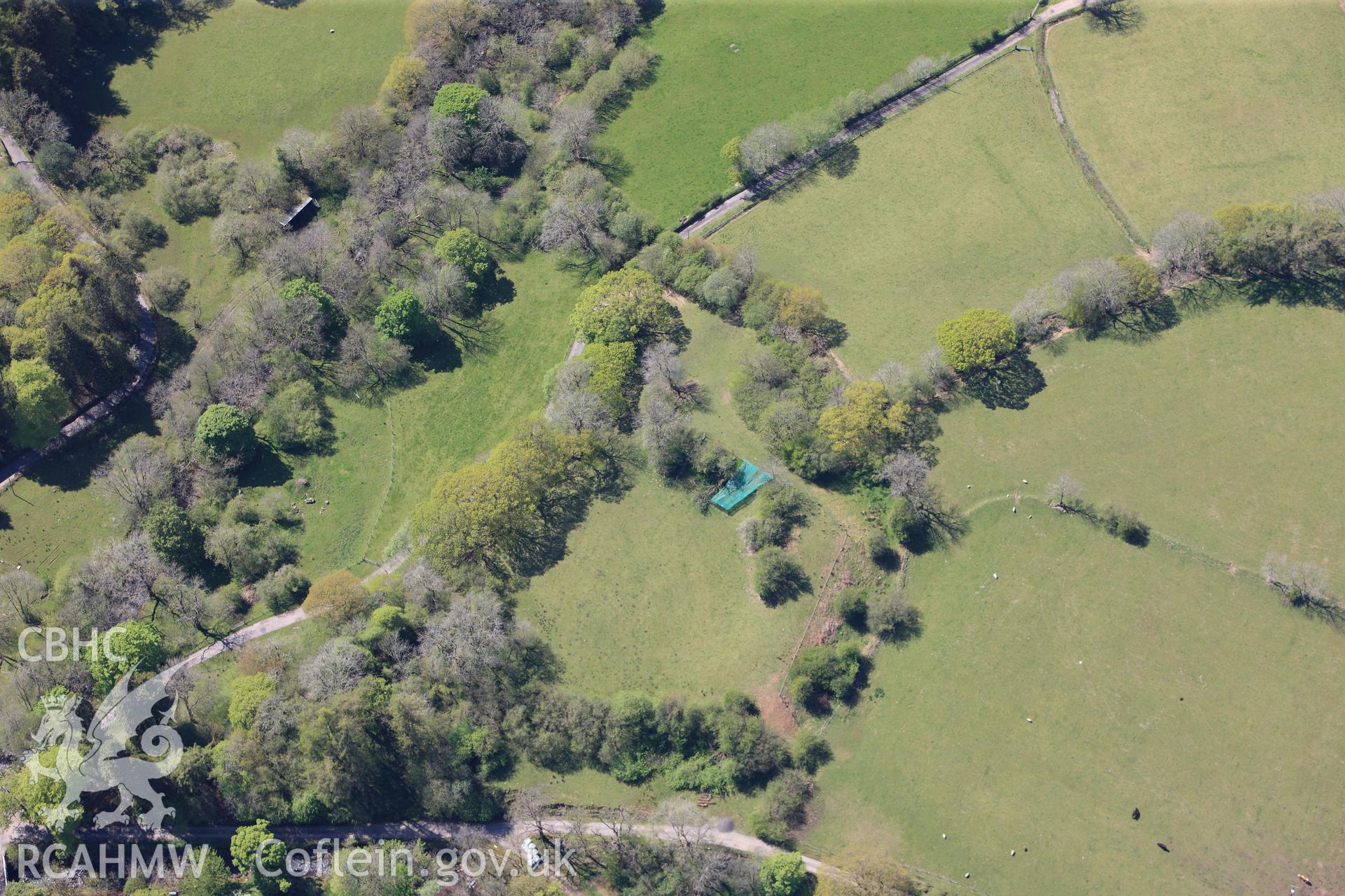 RCAHMW colour oblique photograph of Castell Coch, Ystradfellte. Taken by Toby Driver on 22/05/2012.