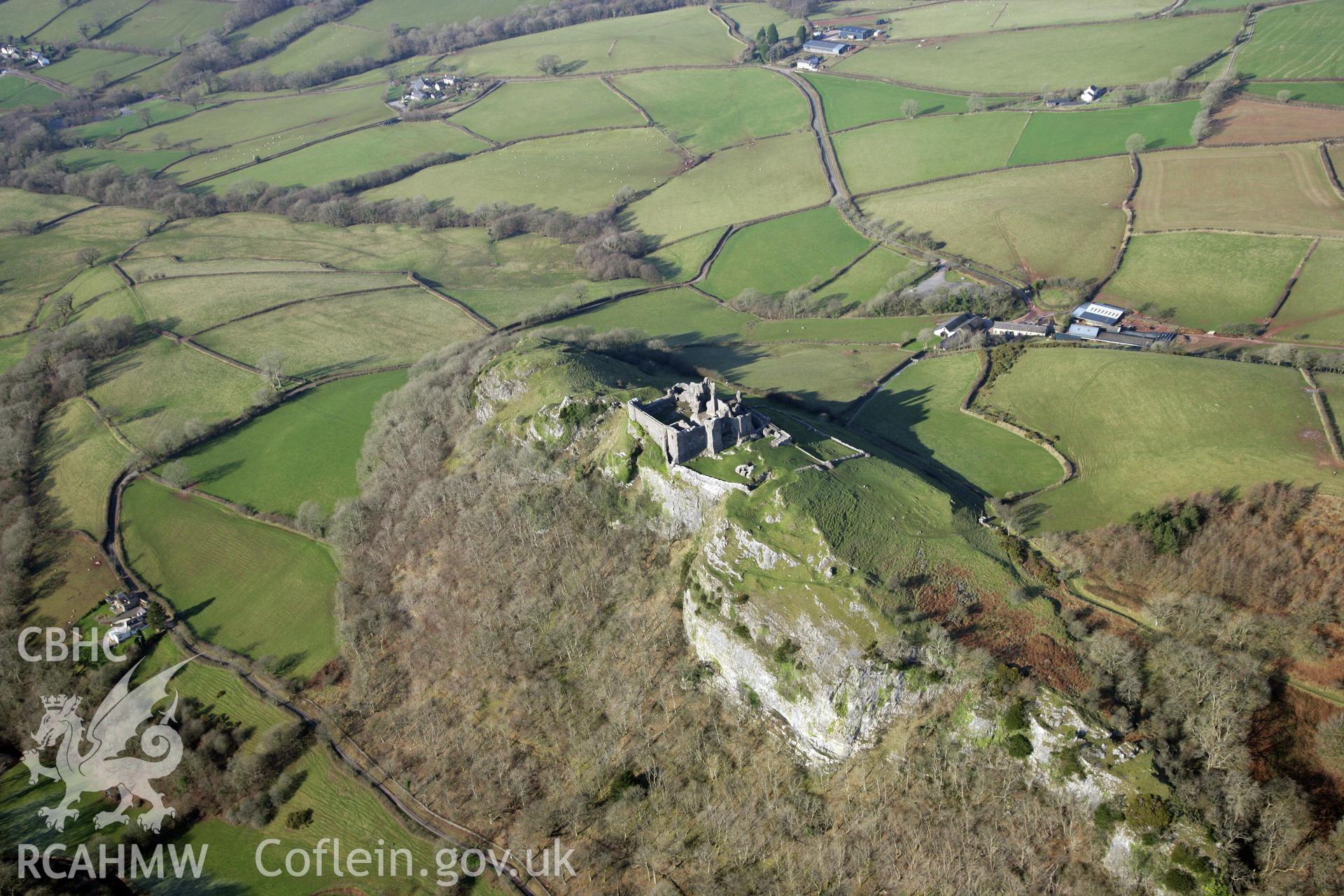 RCAHMW colour oblique photograph of Carreg Cennan Castle. Taken by Toby Driver on 02/02/2012.